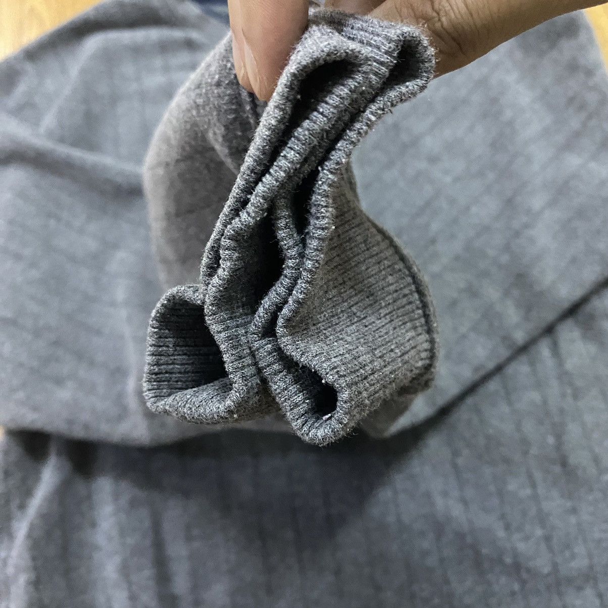 Gianni Valentino × Valentino × Vintage Vintage Gianni Valentino Embroidery Logo Sweatshirt Size US L / EU 52-54 / 3 - 6 Thumbnail