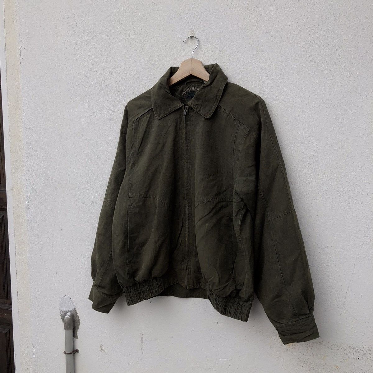 Japanese Brand VINTAGE TOMMY BAHAMA ZIPPER BOMBER JACKET RARE STYLE Size US M / EU 48-50 / 2 - 2 Thumbnail