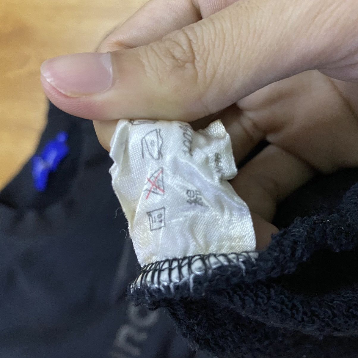 Hiroko Koshino Homme × Japanese Brand Hiroko Koshino Homme Embroidery Logo Sweatshirt Size US M / EU 48-50 / 2 - 9 Thumbnail