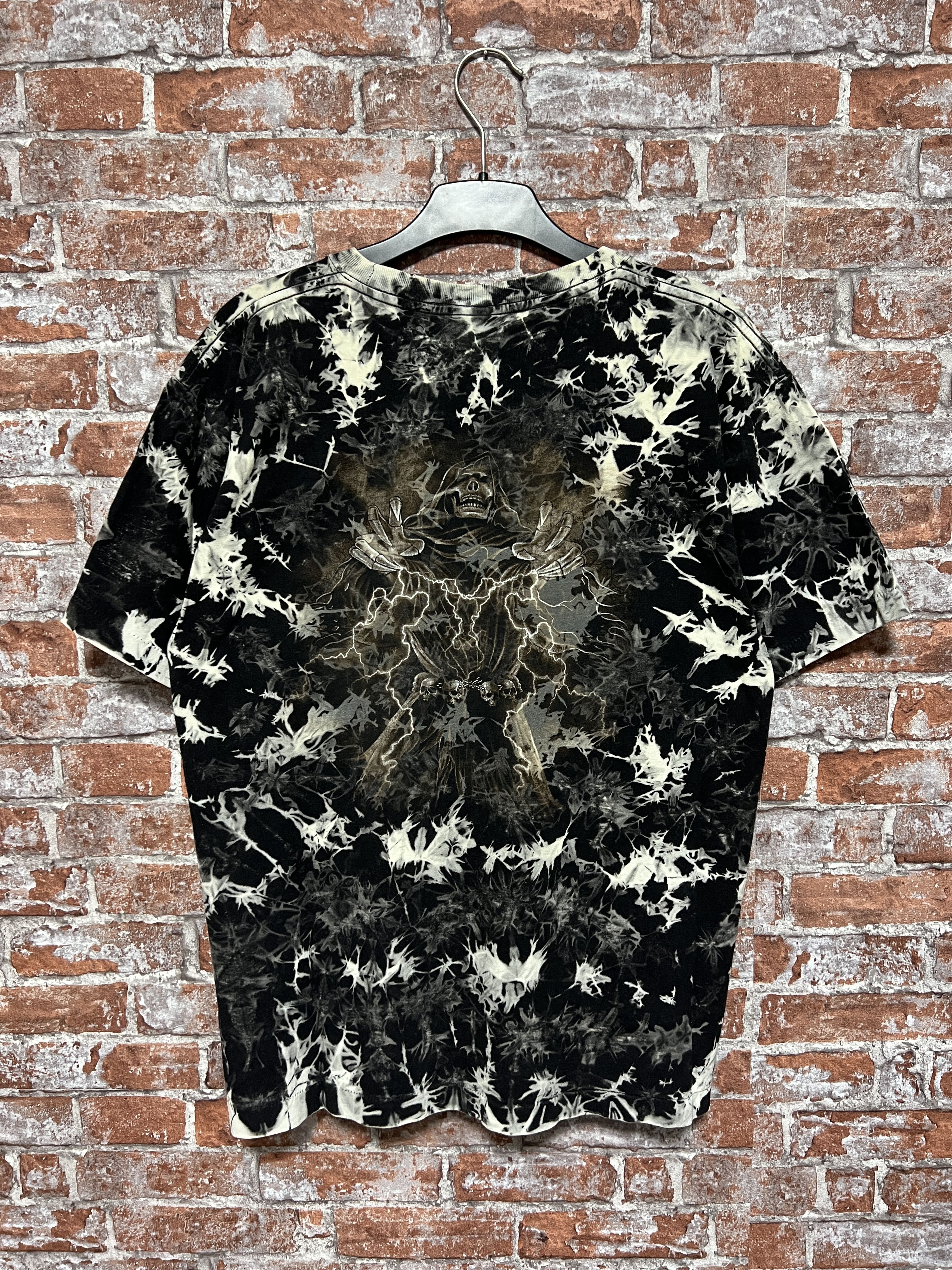 Vintage Wild 2000s Vintage Single stitch glow in the dark t-shirt Size US L / EU 52-54 / 3 - 2 Thumbnail