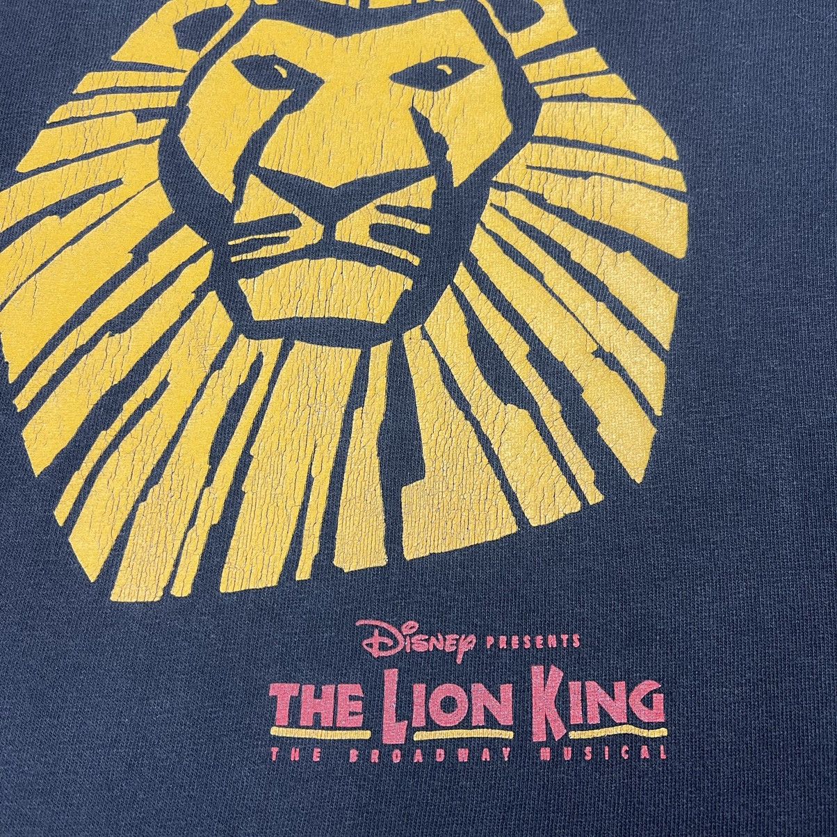 Disney × Vintage Vintage Faded Disney The Lion King Musical T-shirt Size US M / EU 48-50 / 2 - 8 Thumbnail