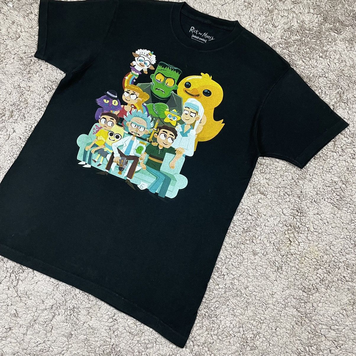 Disney Rick and Morty Family by Cartoon Network T-shirt Size US L / EU 52-54 / 3 - 4 Thumbnail