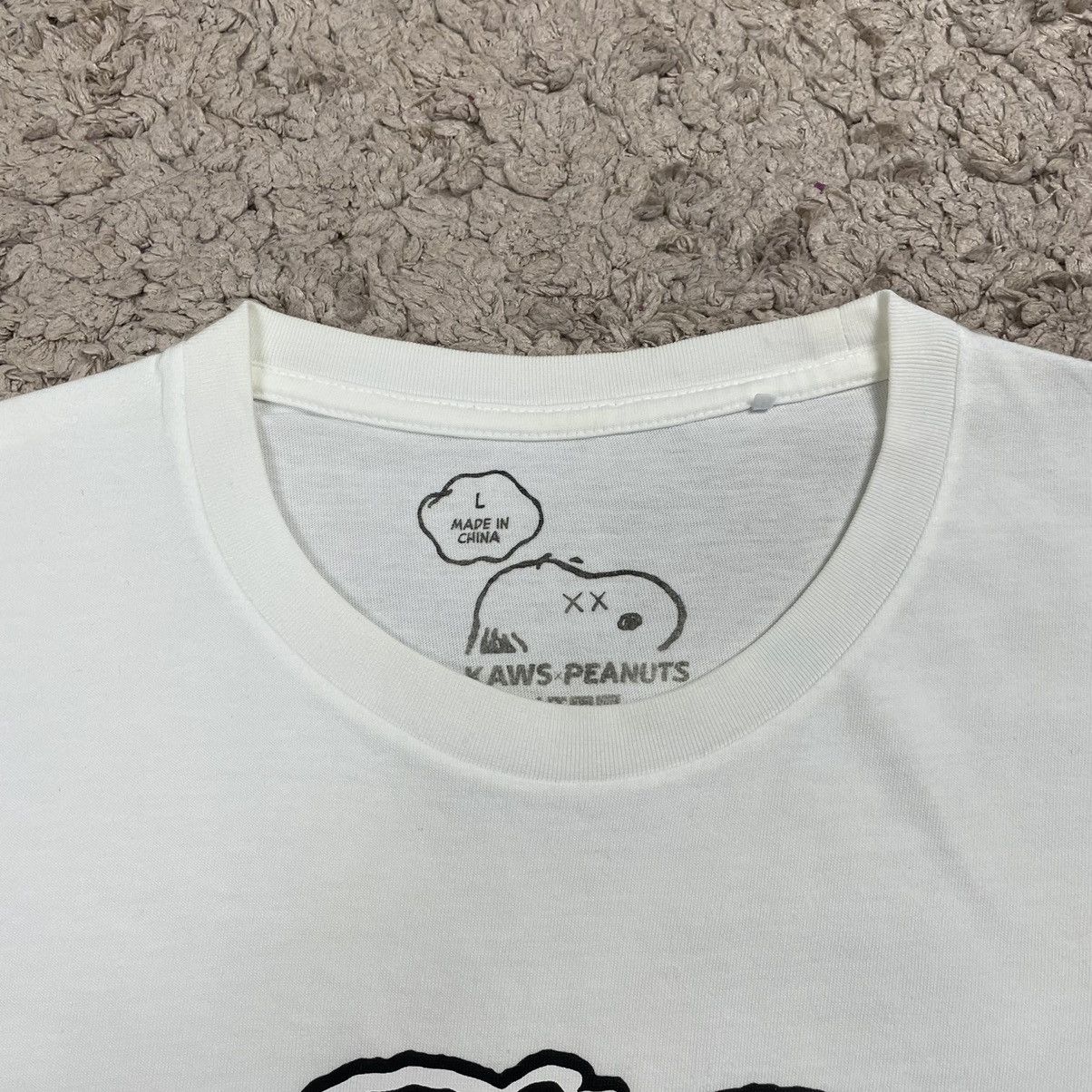 Japanese Brand UTxKawsxPeanuts Joe Kaws T-shirt Size US L / EU 52-54 / 3 - 10 Thumbnail