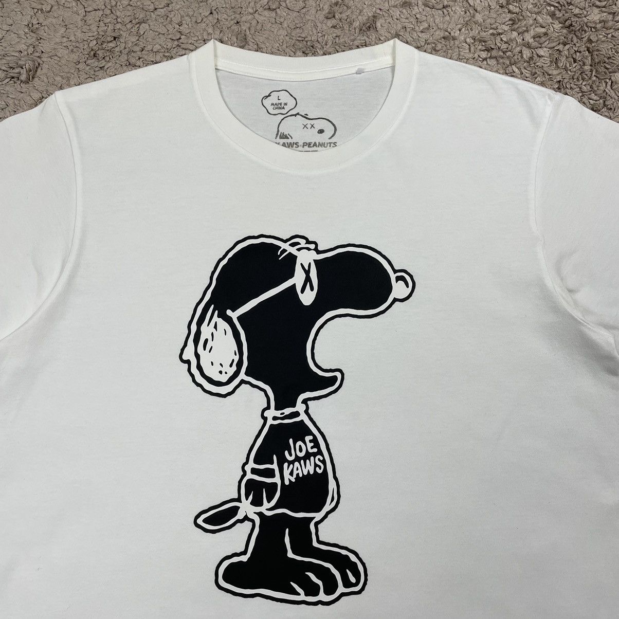 Japanese Brand UTxKawsxPeanuts Joe Kaws T-shirt Size US L / EU 52-54 / 3 - 5 Thumbnail