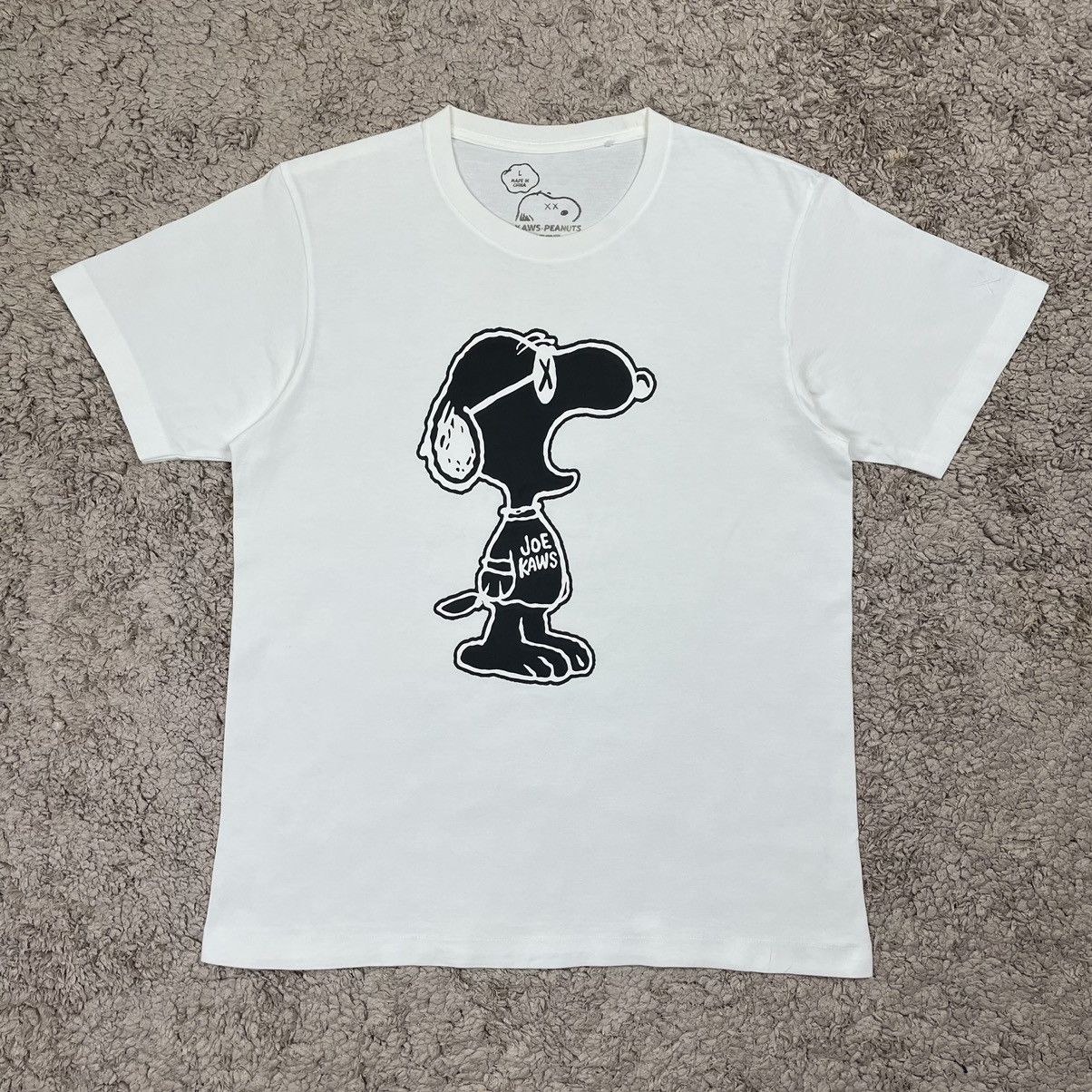 Kaws UTxKawsxPeanuts Joe Kaws T-shirt | Grailed