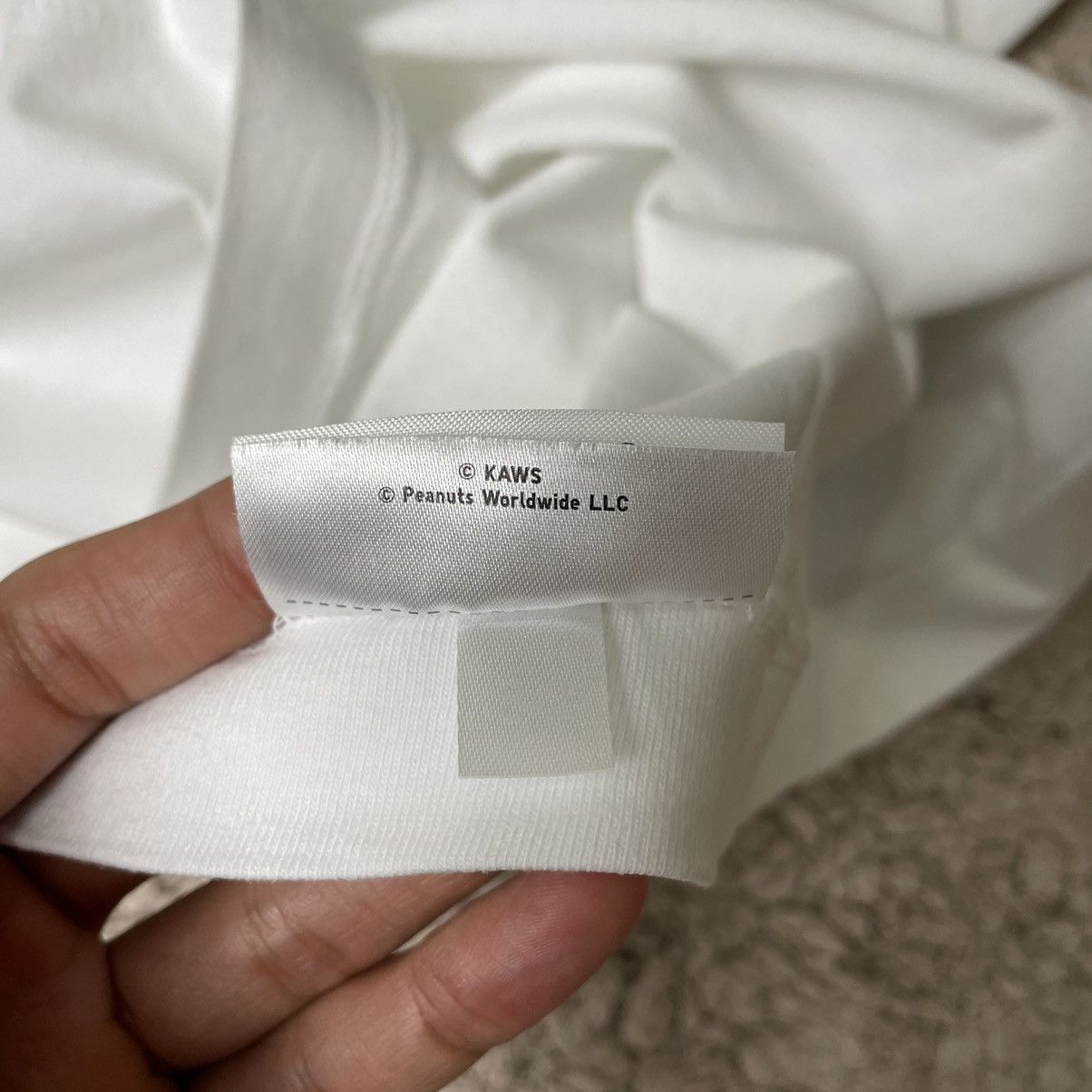 Japanese Brand UTxKawsxPeanuts Joe Kaws T-shirt Size US L / EU 52-54 / 3 - 13 Thumbnail