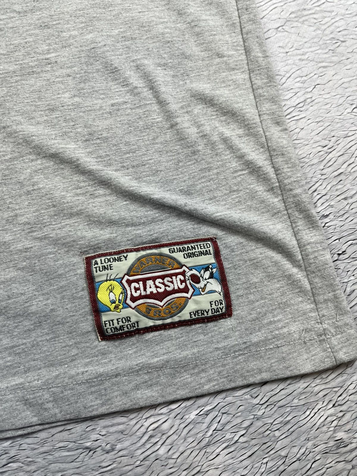 Vintage × Warner Bros Vintage 1996 Lonely Tunes Taz football t-shirt oversized Size US XL / EU 56 / 4 - 4 Thumbnail