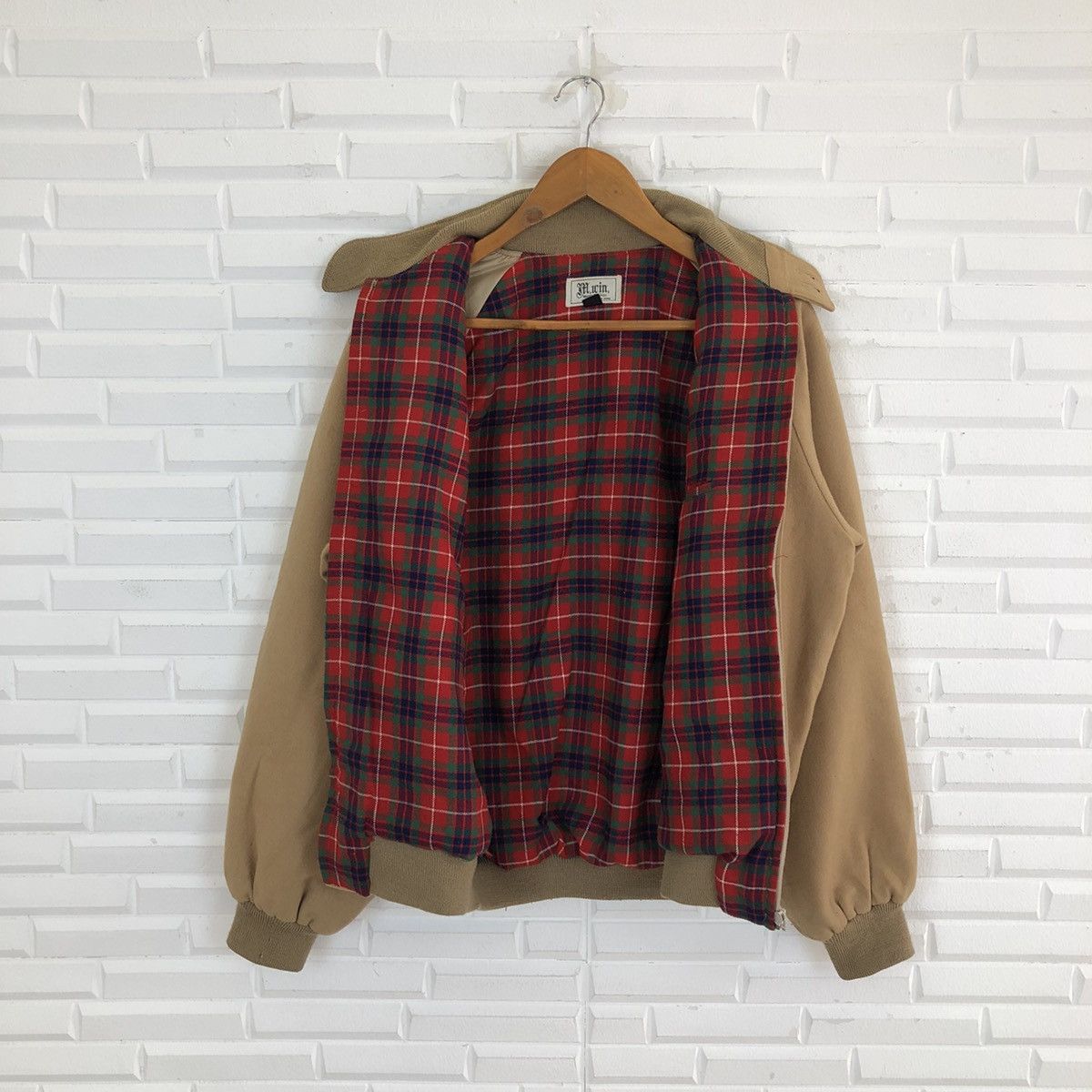 Japanese Brand VINTAGE M WIN MADE IN JAPAN BOMBER JACKET TARTAN LINING Size US L / EU 52-54 / 3 - 9 Thumbnail