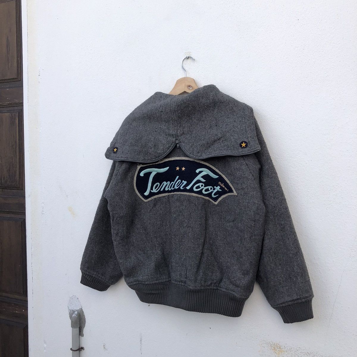 Japanese Brand RARE VINTAGE VARSITY JACKET HOODIE MAC'S SNACKS BIG LOGO Size US M / EU 48-50 / 2 - 11 Thumbnail