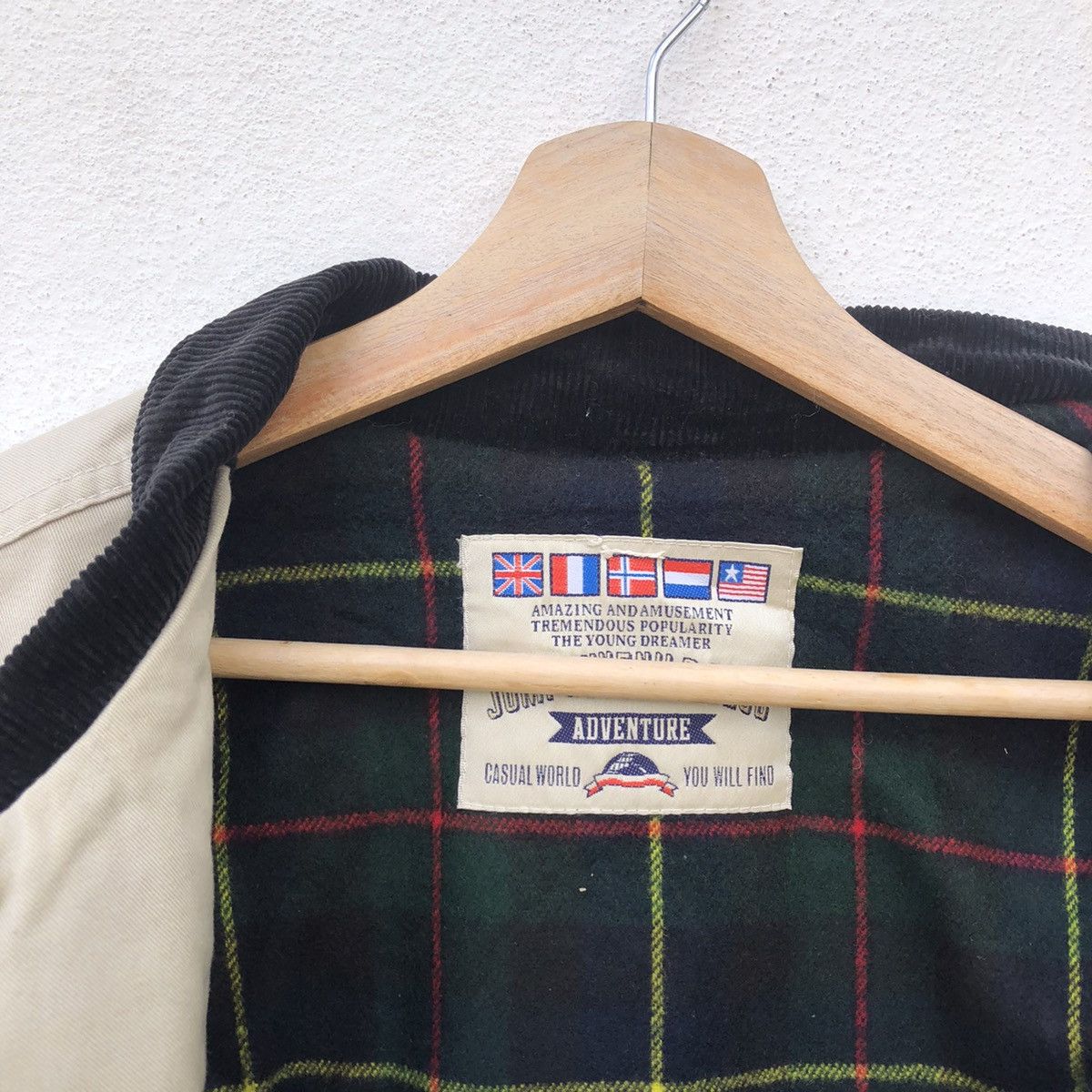 Japanese Brand VINTAGE JUMP JUVENILE CLUB MULTI POCKET JACKET NICE LINING Size US L / EU 52-54 / 3 - 10 Thumbnail