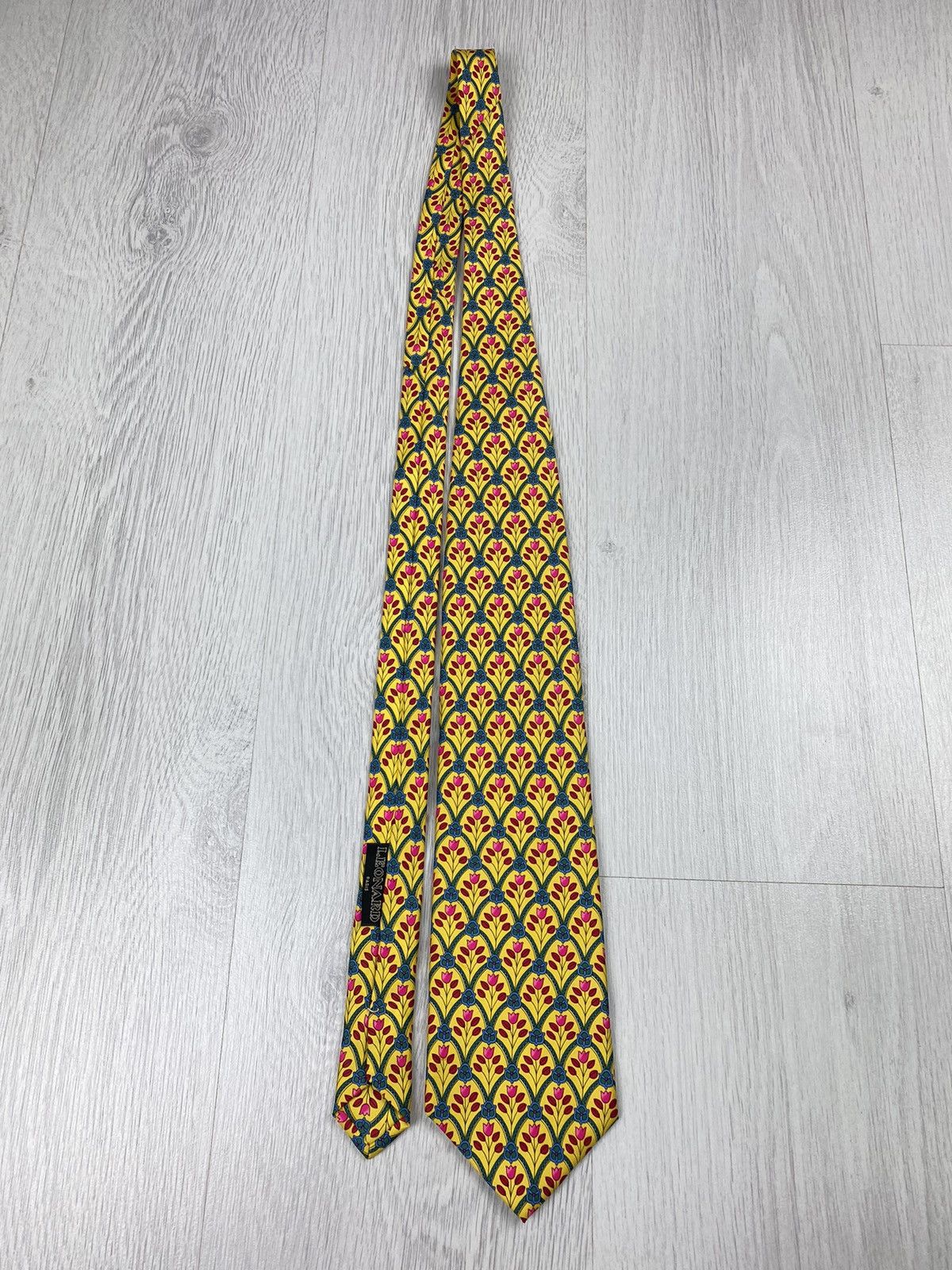 Leonard Paris Leonard Paris Flovers Silk Tie like Gucci Gianni Versace Size ONE SIZE - 2 Thumbnail