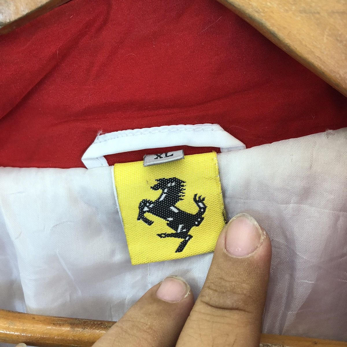 Japanese Brand VINTAGE RARE FERRARI BRIDGESTONE ZIPPER JACKET FULL PATCH Size US XL / EU 56 / 4 - 17 Thumbnail