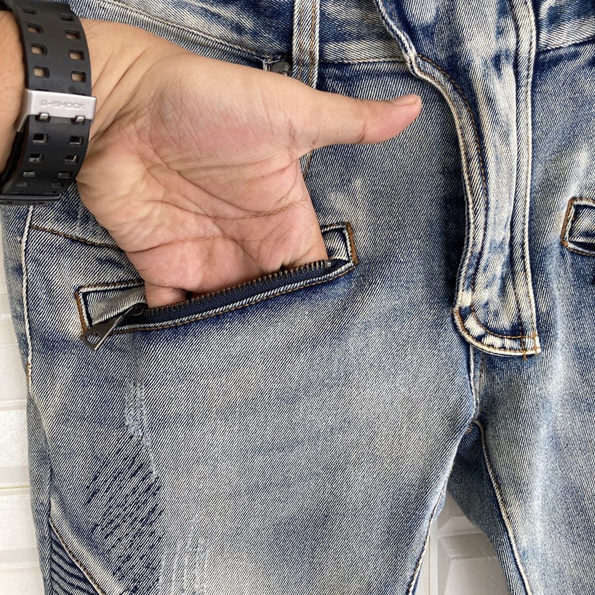 In The Attic In The Attic Homme Punk Distress Jeans Size US 31 - 6 Thumbnail