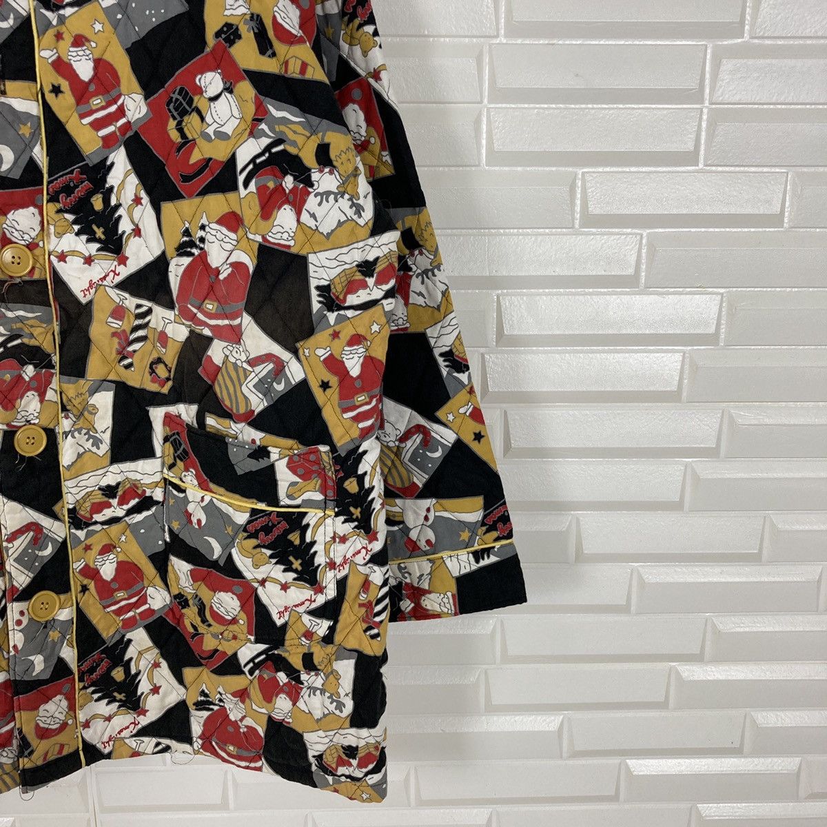 Japanese Brand 🔥LAST PRICE🔥 Santa Claus Fullprint Quilted Mens Wear Size US L / EU 52-54 / 3 - 5 Thumbnail