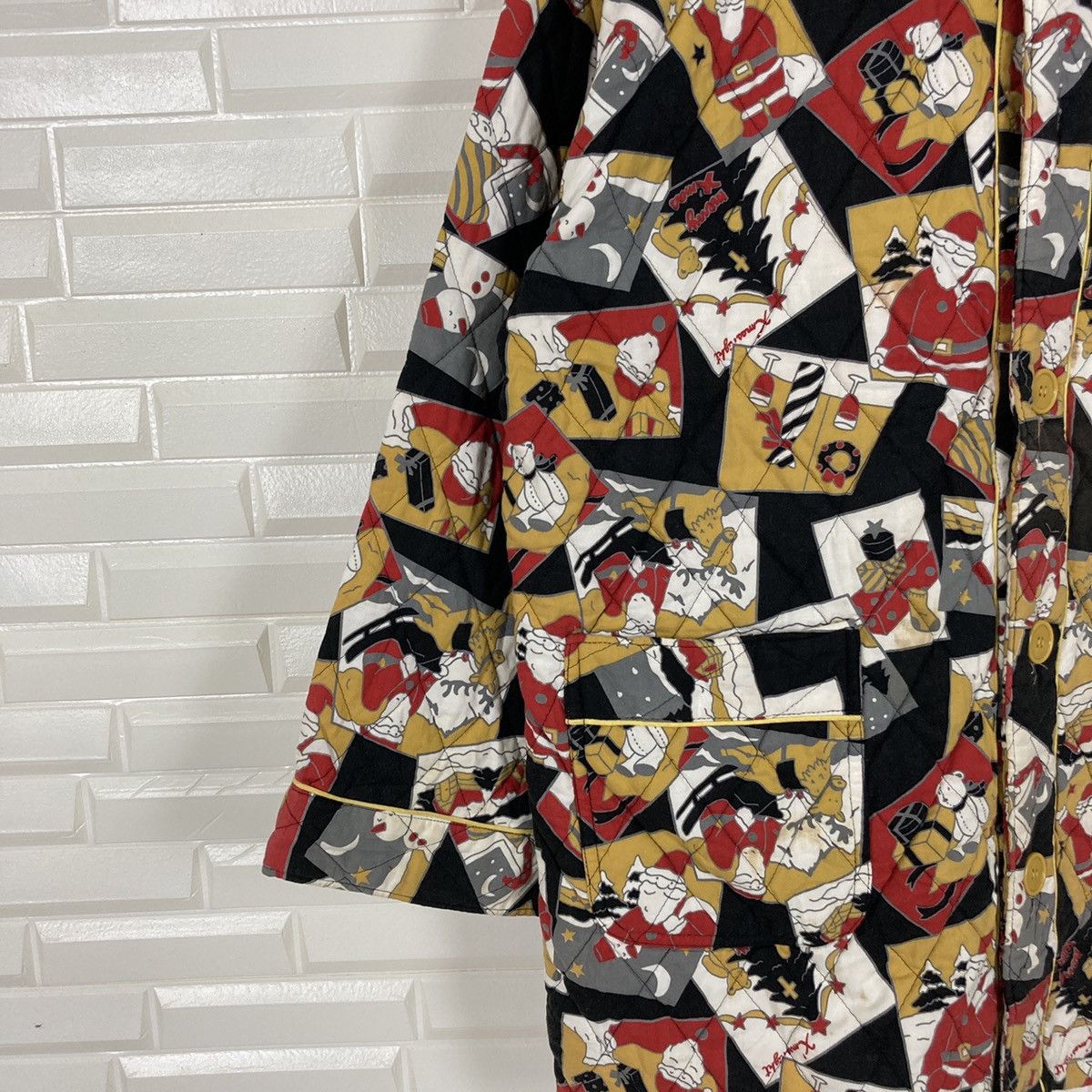 Japanese Brand 🔥LAST PRICE🔥 Santa Claus Fullprint Quilted Mens Wear Size US L / EU 52-54 / 3 - 3 Thumbnail