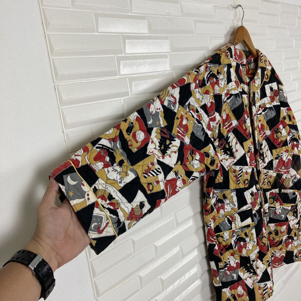 Japanese Brand 🔥LAST PRICE🔥 Santa Claus Fullprint Quilted Mens Wear Size US L / EU 52-54 / 3 - 7 Thumbnail