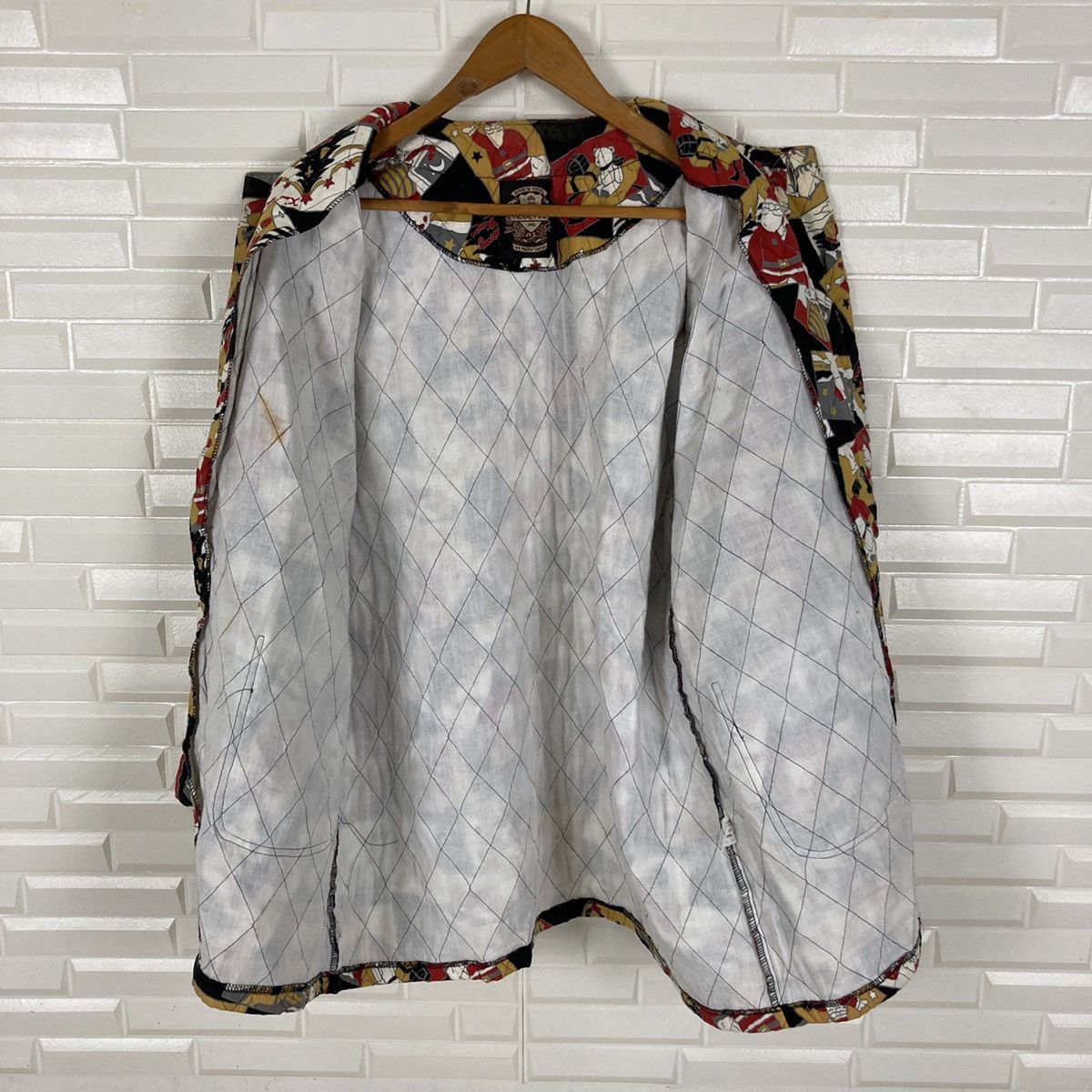 Japanese Brand 🔥LAST PRICE🔥 Santa Claus Fullprint Quilted Mens Wear Size US L / EU 52-54 / 3 - 13 Thumbnail