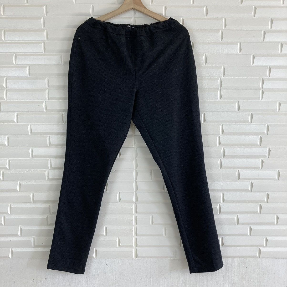 DKNY DKNY Streachable Jeans Size US 34 / EU 50 - 2 Thumbnail