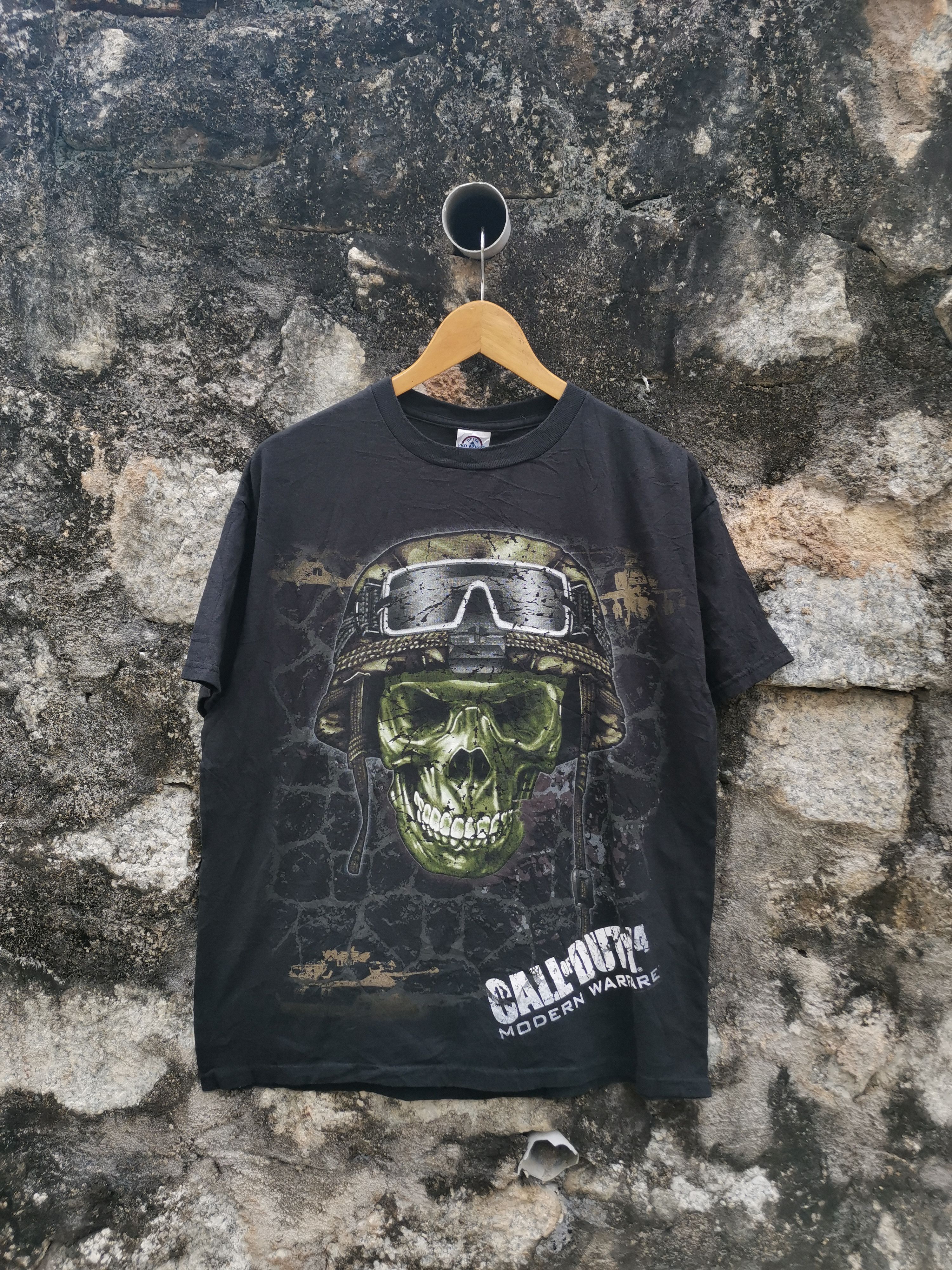 Delta Vintage 2008 Call Of Duty Modern Warfare 4 Tshirt Size US L / EU 52-54 / 3 - 1 Thumbnail