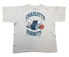 Vintage Charlotte Hornets T-shirt - ShopperBoard