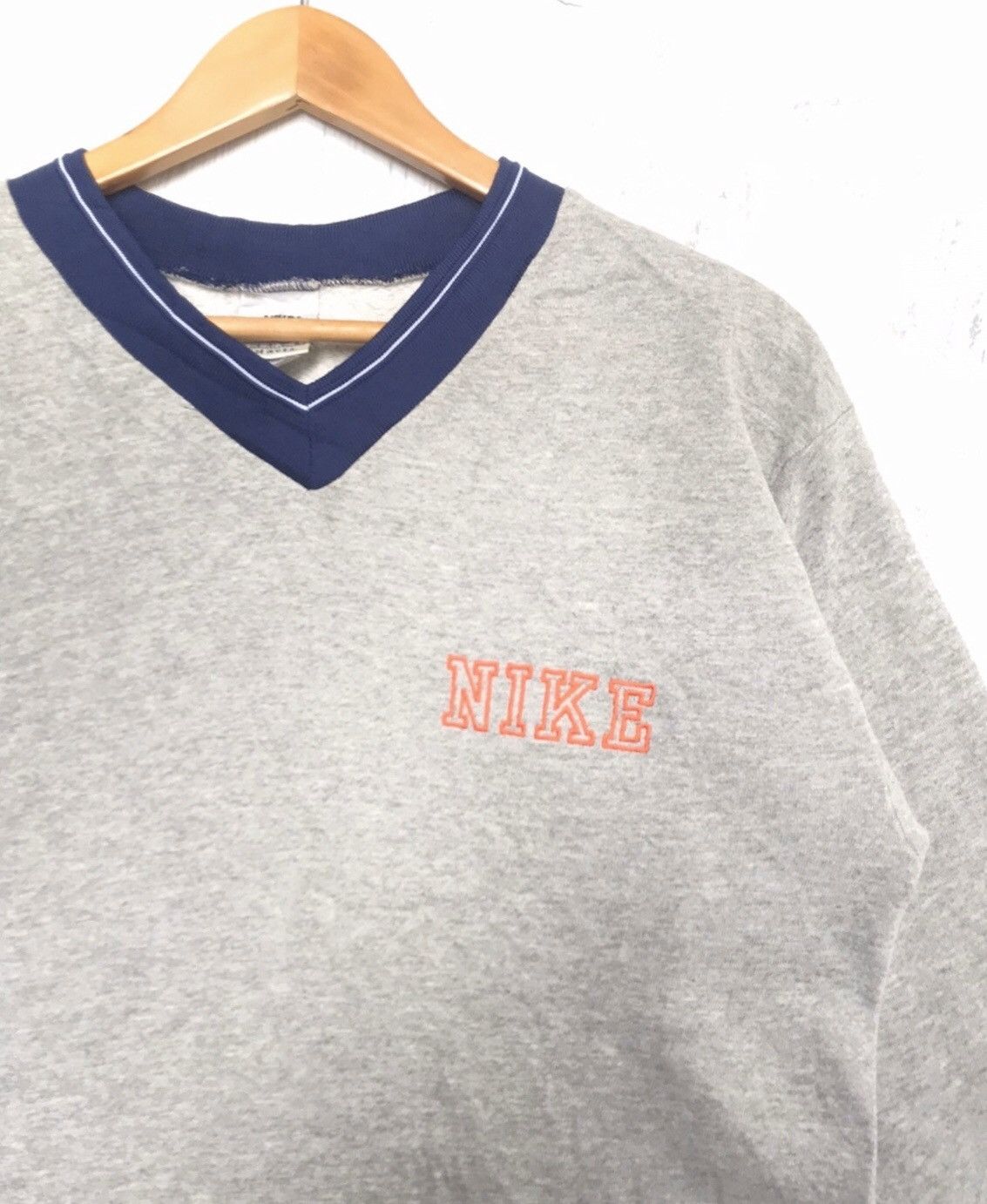 Nike × Vintage Vintage 90's Nike Vneck Sweatshirt size L (14-16) Size US S / EU 44-46 / 1 - 5 Thumbnail