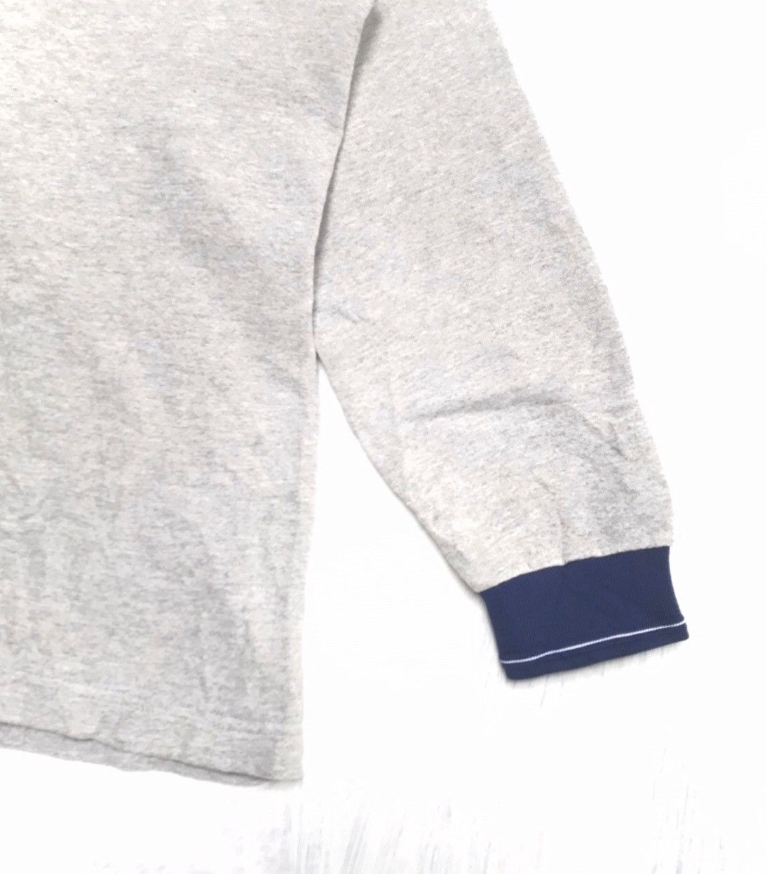 Nike × Vintage Vintage 90's Nike Vneck Sweatshirt size L (14-16) Size US S / EU 44-46 / 1 - 4 Thumbnail