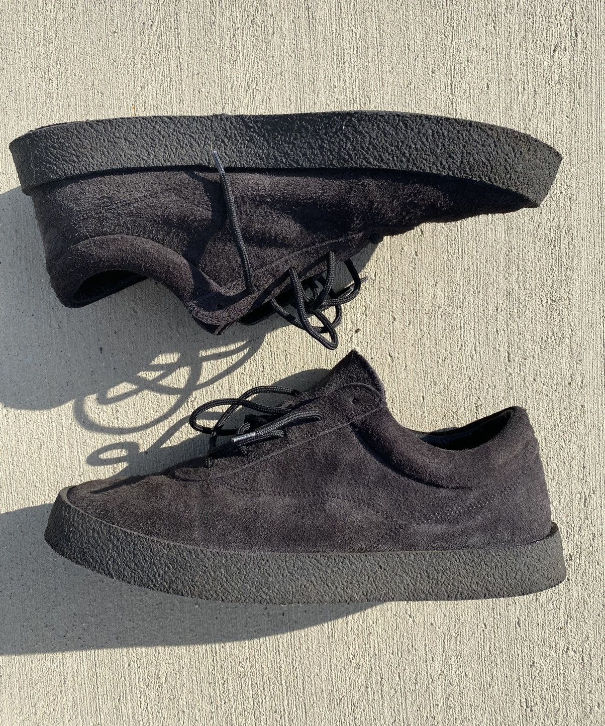 Yeezy YEEZY SEASON 6 ONYX CREPE SNEAKER Size US 13 / EU 46 - 2 Thumbnail