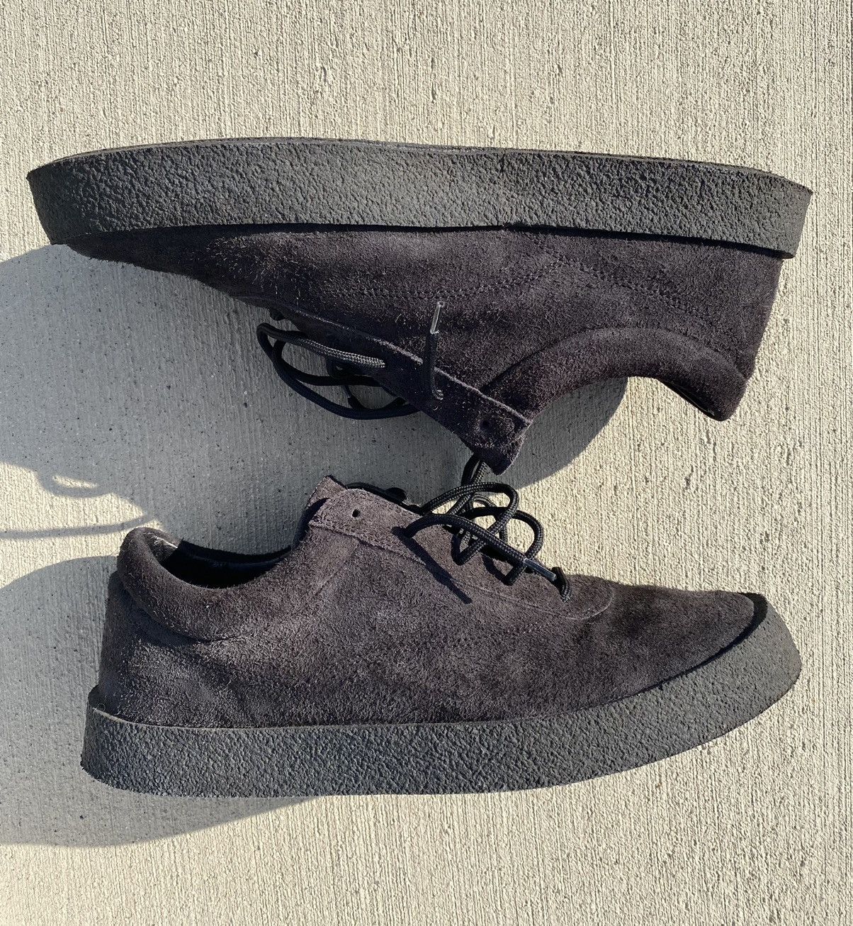 Yeezy YEEZY SEASON 6 ONYX CREPE SNEAKER Size US 13 / EU 46 - 1 Thumbnail