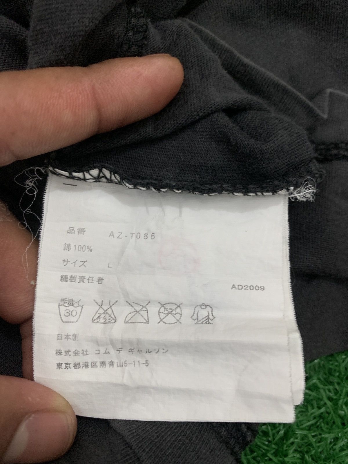 CDG by Comme des Garcons 🔥Vintage play comme des garçons t-shirt Size US M / EU 48-50 / 2 - 9 Thumbnail