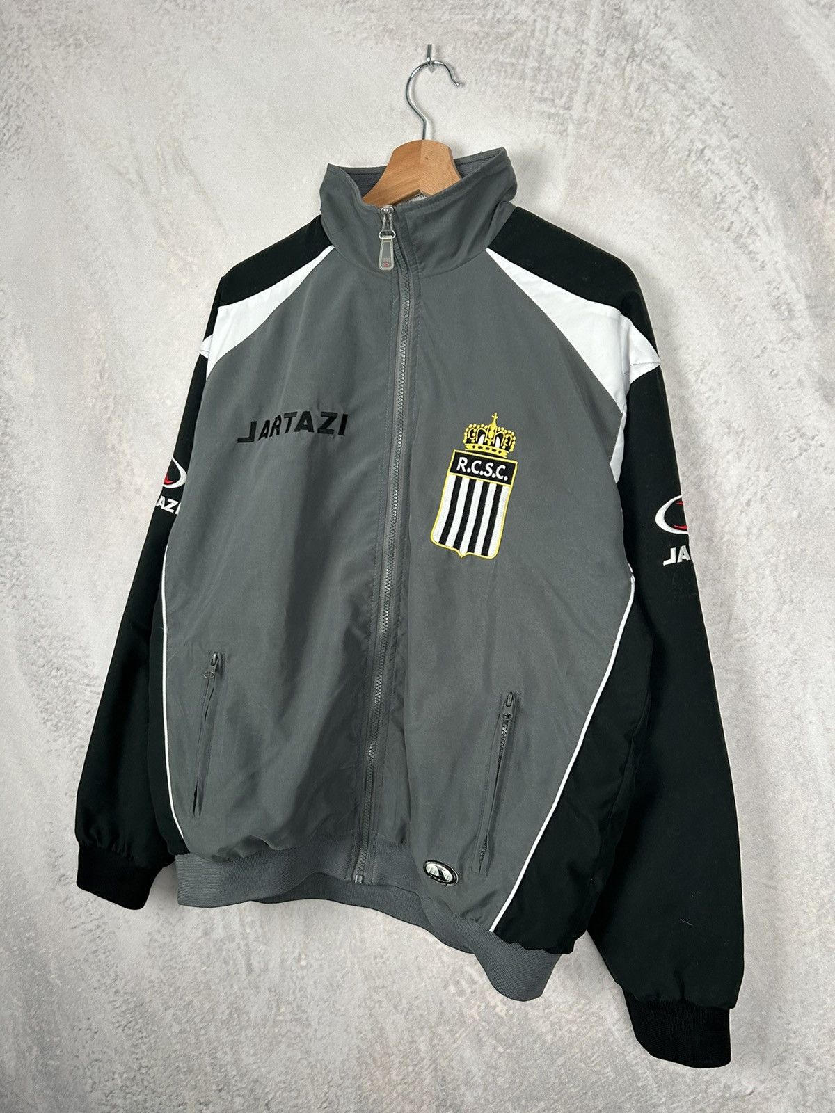 Vintage Vintage Legendary Royal Charleroi Soccer Football England Size US L / EU 52-54 / 3 - 2 Thumbnail