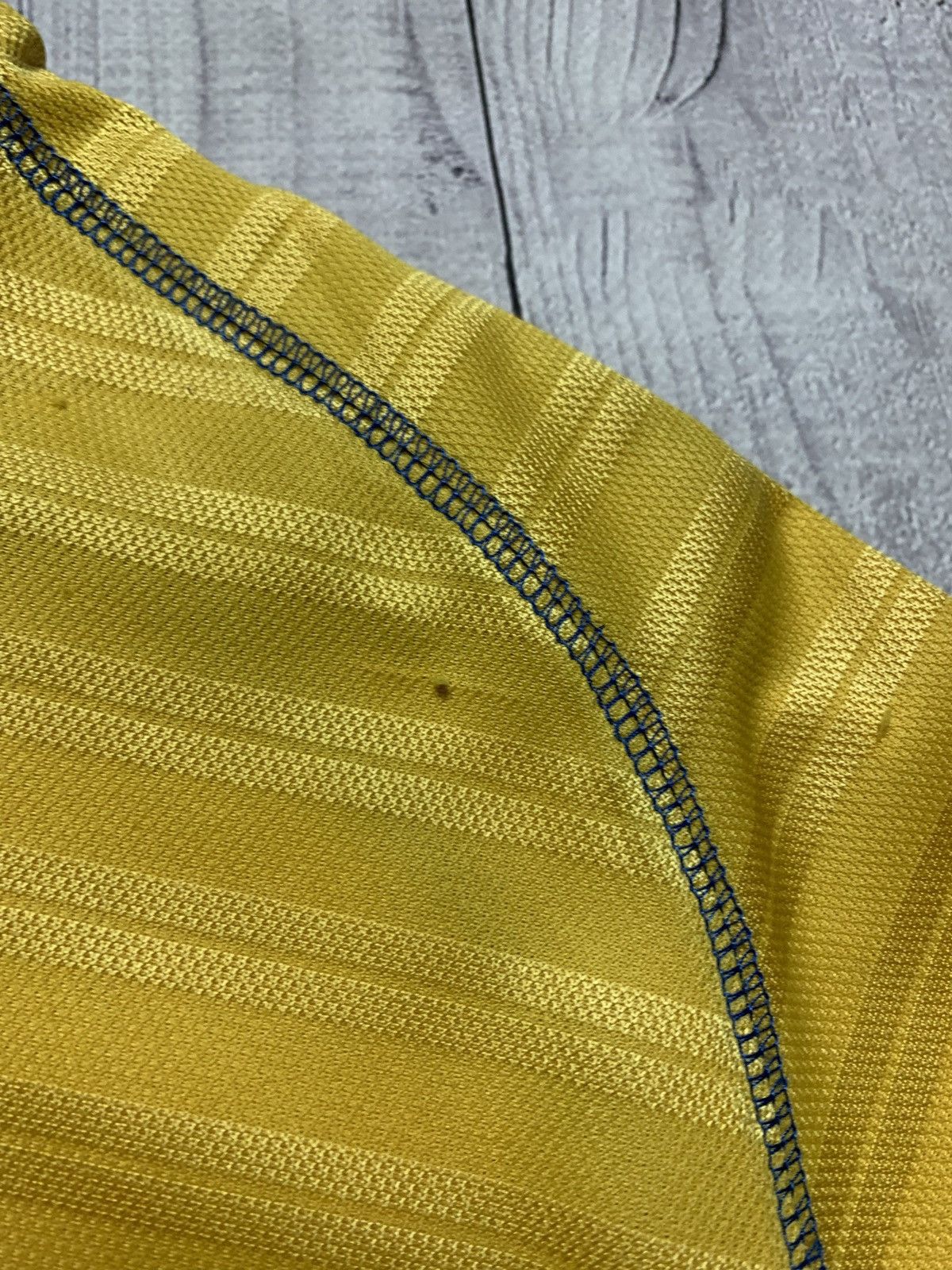 Vintage Vintage Chelsea soccer jersey Umbro yellow size XXL Size US XXL / EU 58 / 5 - 5 Thumbnail