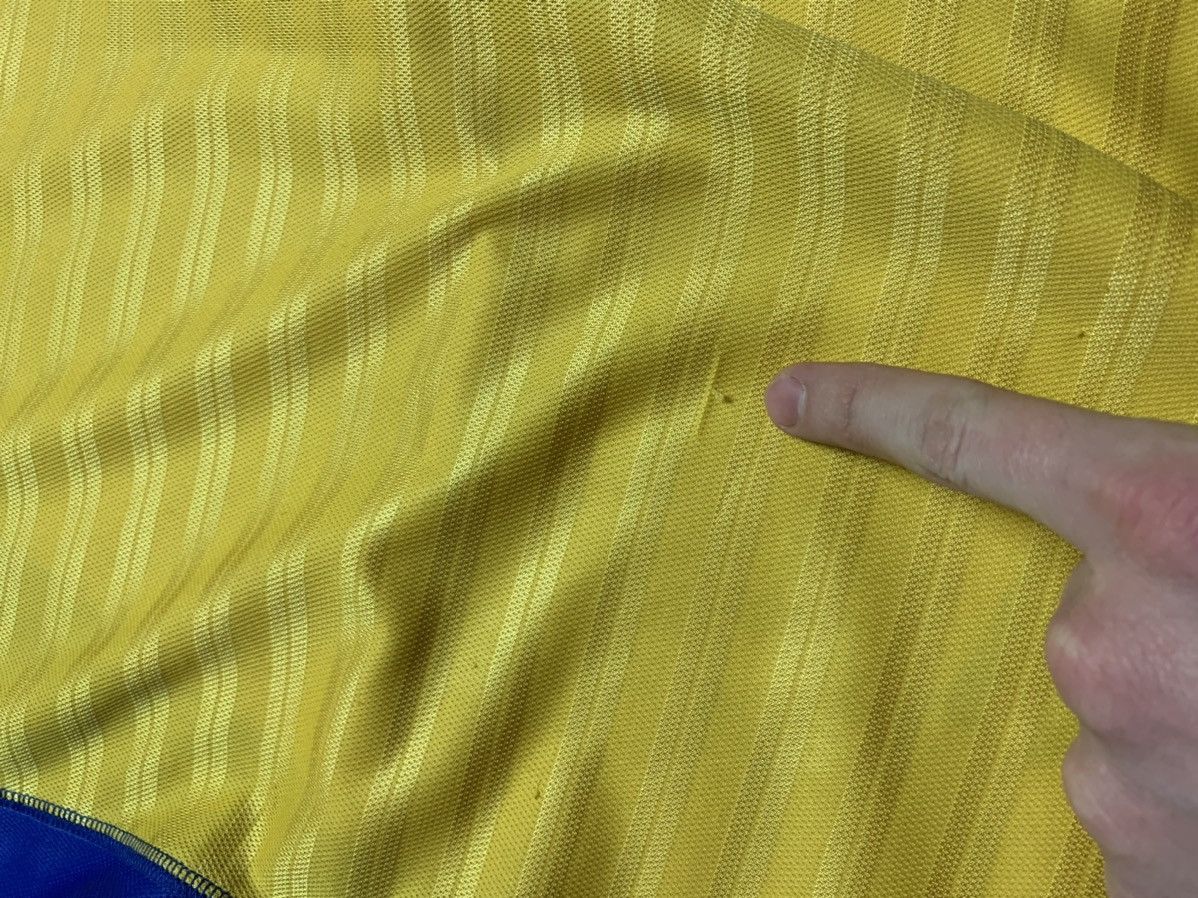 Vintage Vintage Chelsea soccer jersey Umbro yellow size XXL Size US XXL / EU 58 / 5 - 10 Thumbnail