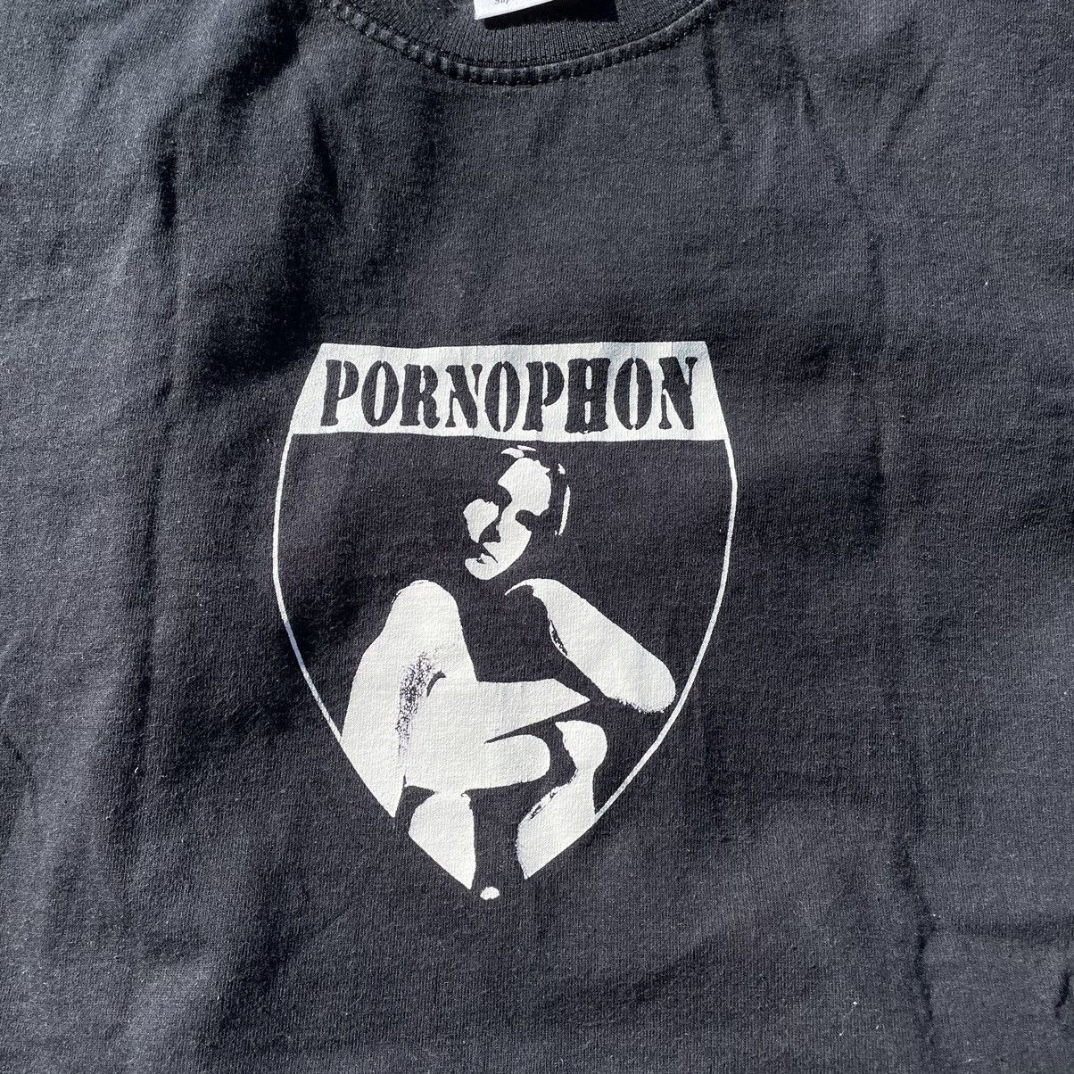 Vintage Vintage 90s Black Graphic Tee Humor Streetwear Small Goth Size US S / EU 44-46 / 1 - 4 Thumbnail