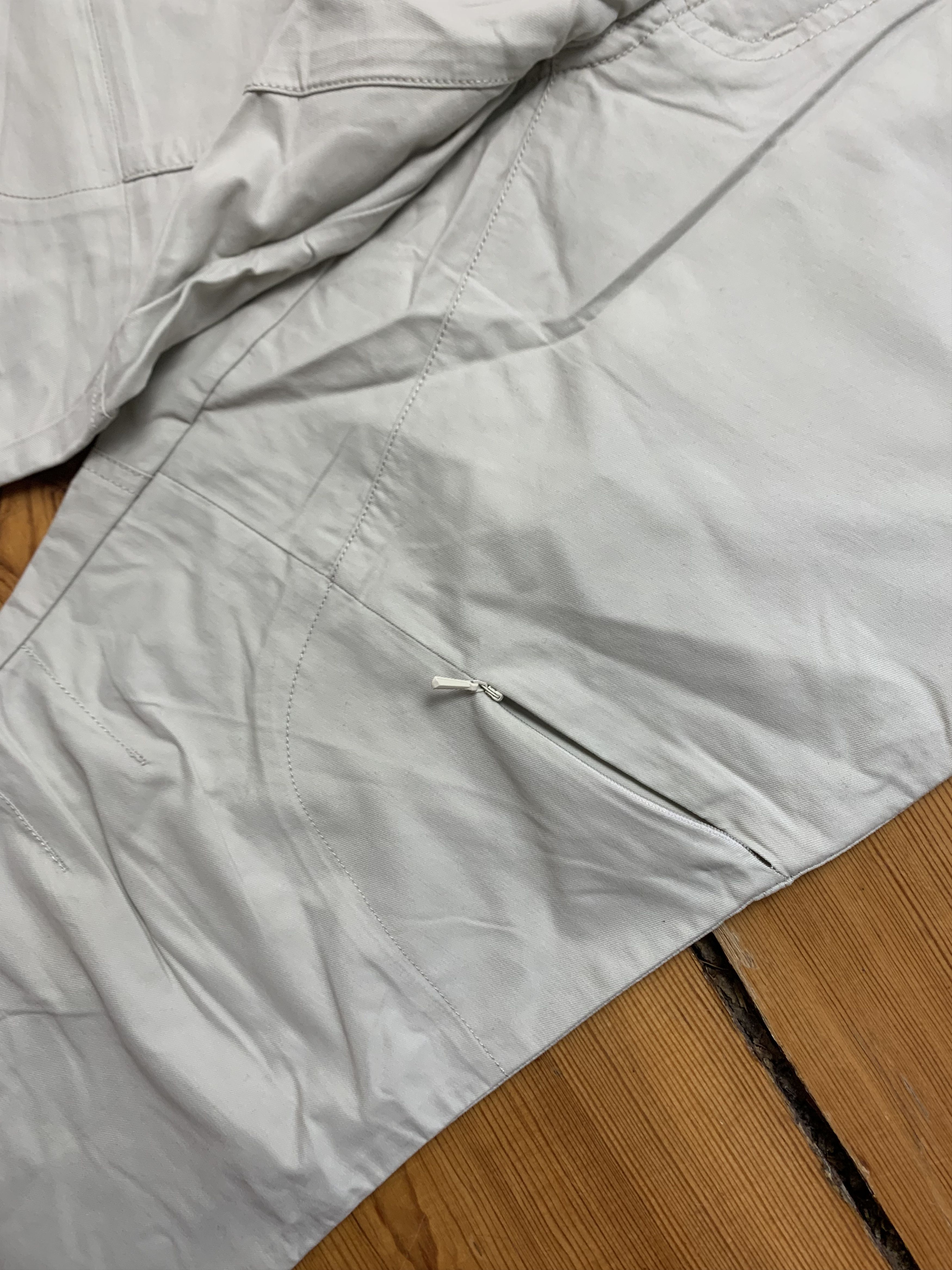 Japanese Brand × Oakley Vintage Oakley Hiking Beige Pants Simillar to Arcteryx Size US 29 - 5 Thumbnail