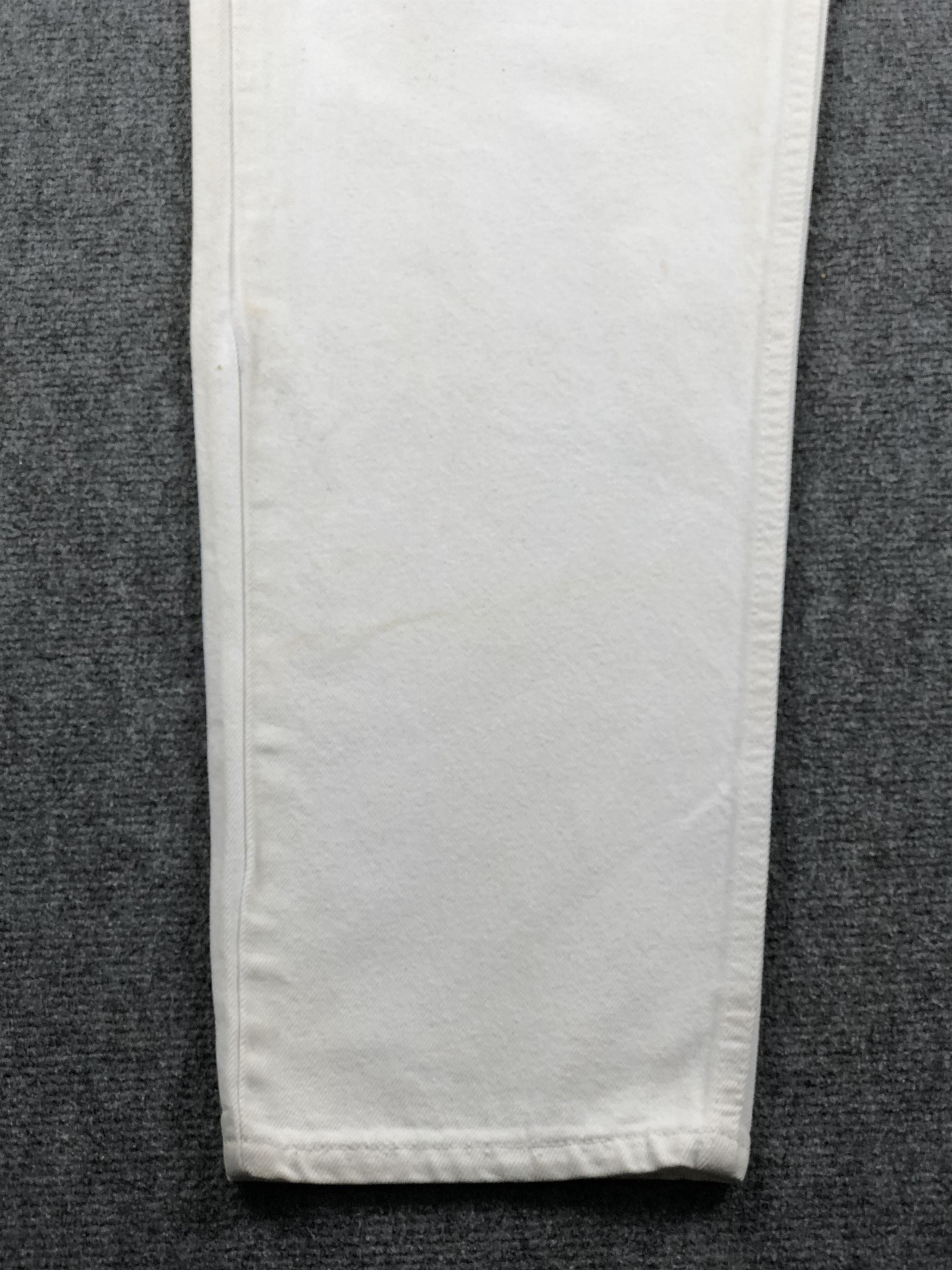 Levi's Vintage 90s Levis 550 Dirty White Colour Jeans DP2389 Size US 36 / EU 52 - 14 Thumbnail