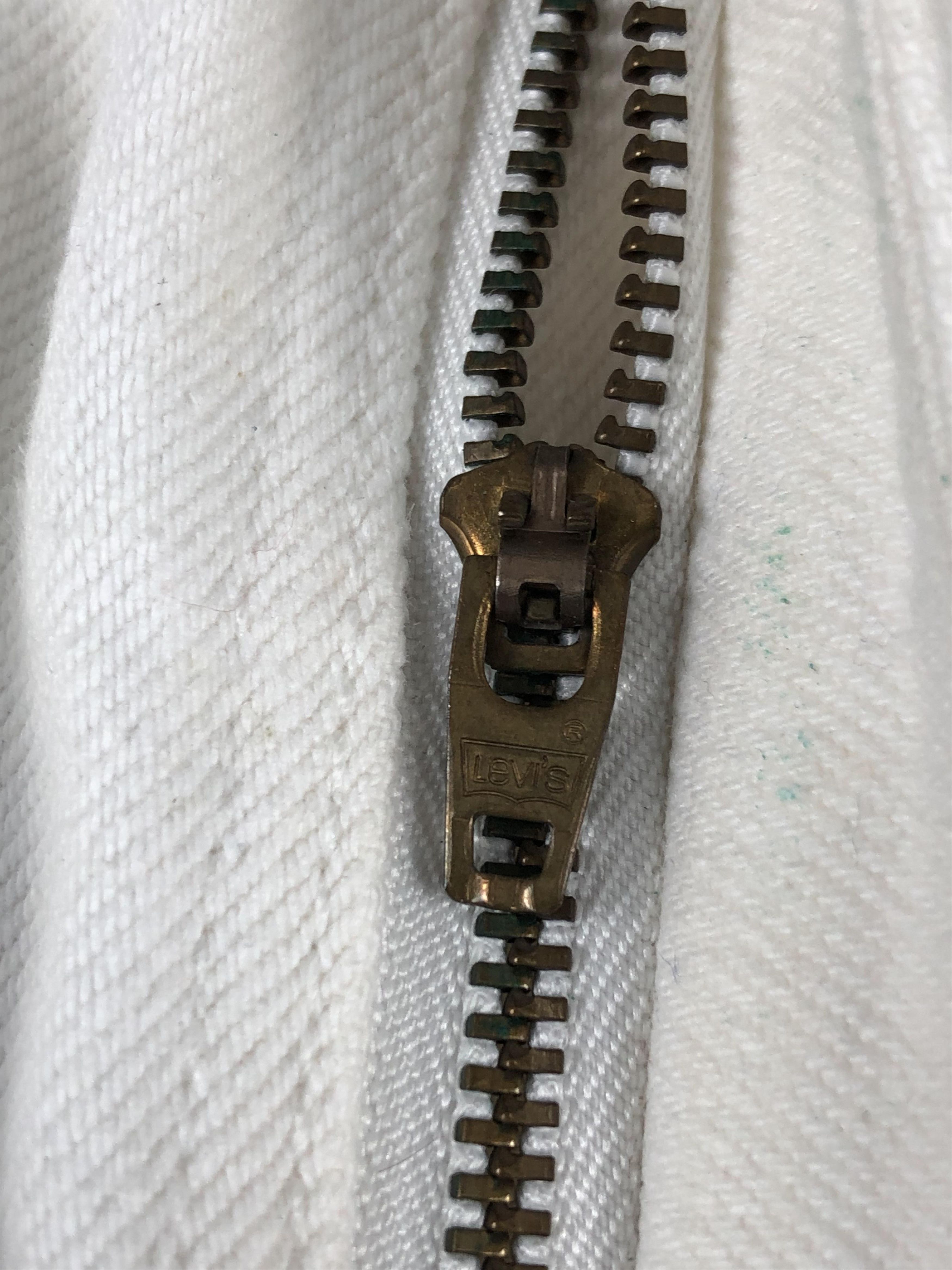 Levi's Vintage 90s Levis 550 Dirty White Colour Jeans DP2389 Size US 36 / EU 52 - 16 Thumbnail