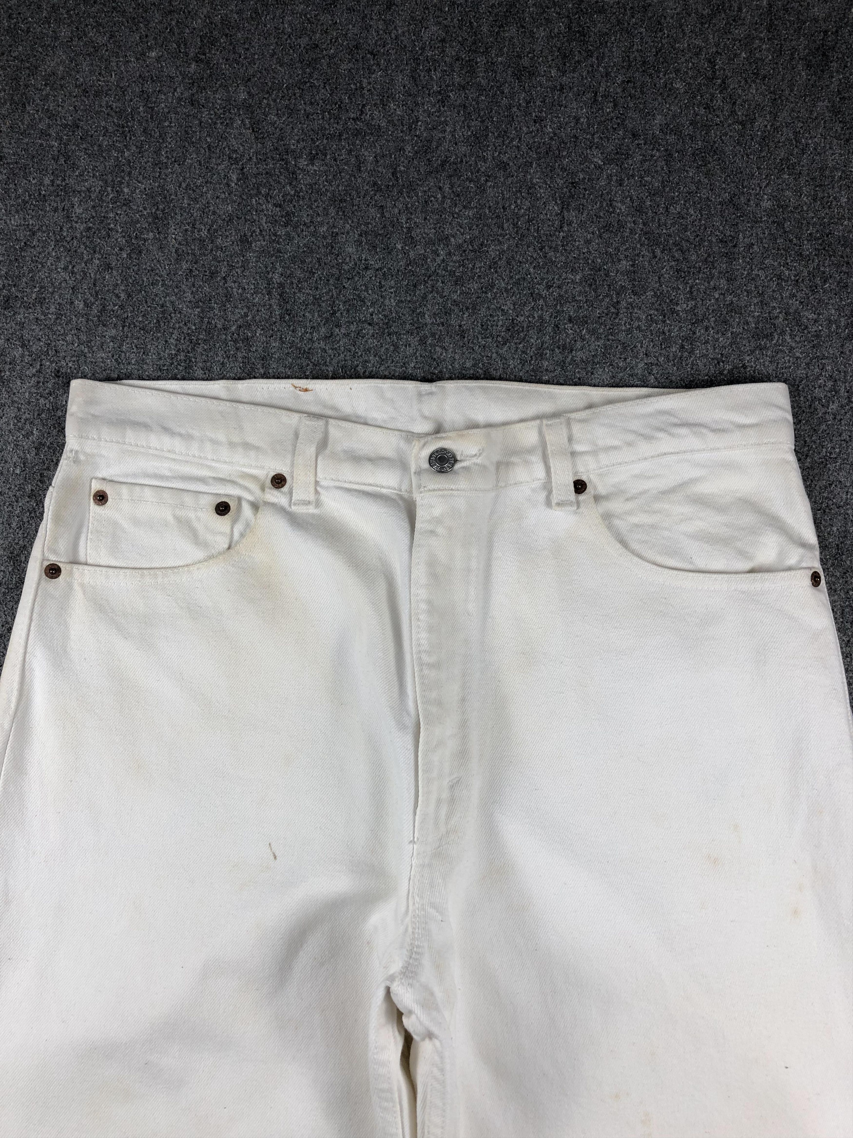 Levi's Vintage 90s Levis 550 Dirty White Colour Jeans DP2389 Size US 36 / EU 52 - 2 Thumbnail