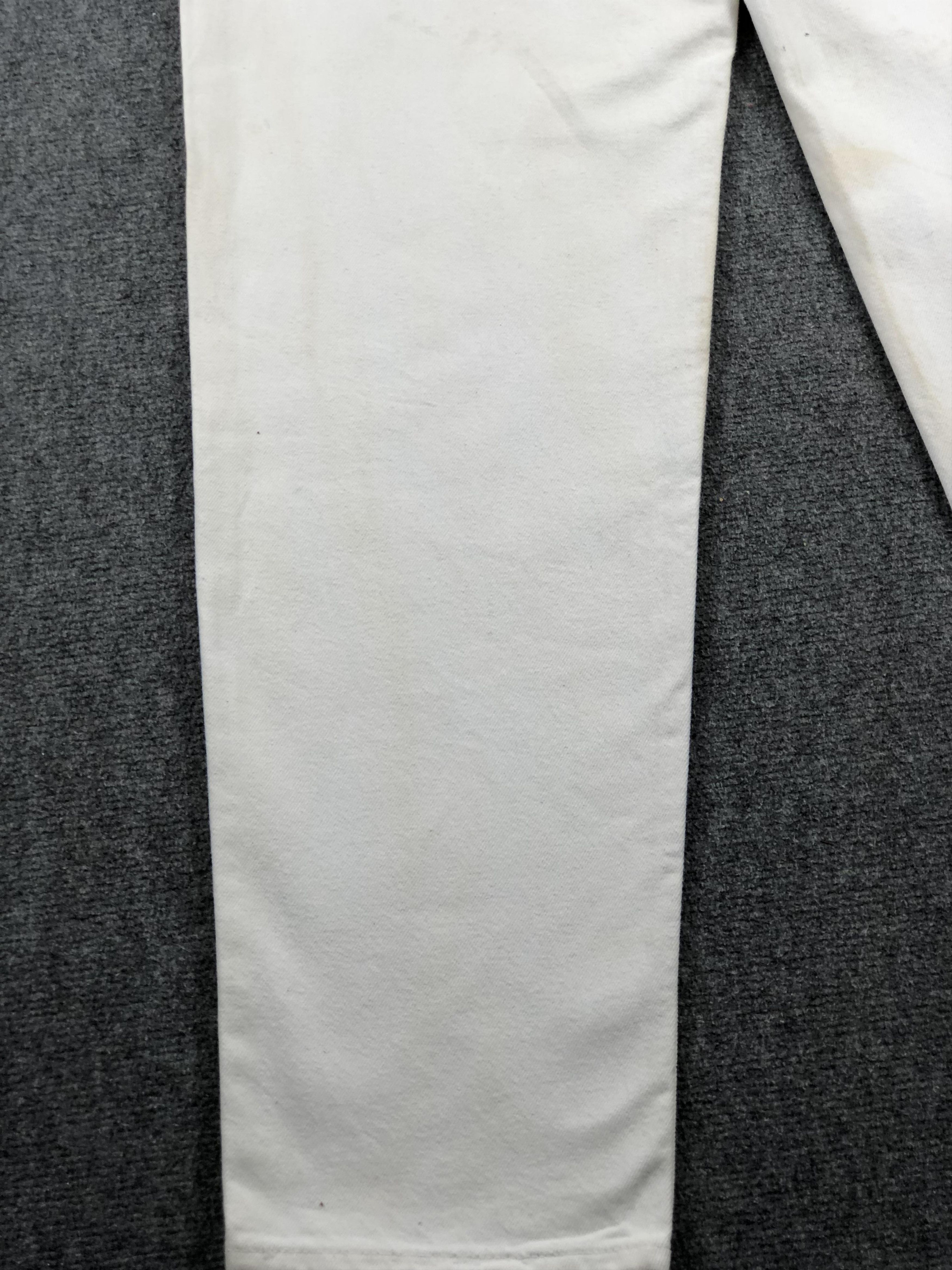 Levi's Vintage 90s Levis 550 Dirty White Colour Jeans DP2389 Size US 36 / EU 52 - 19 Thumbnail