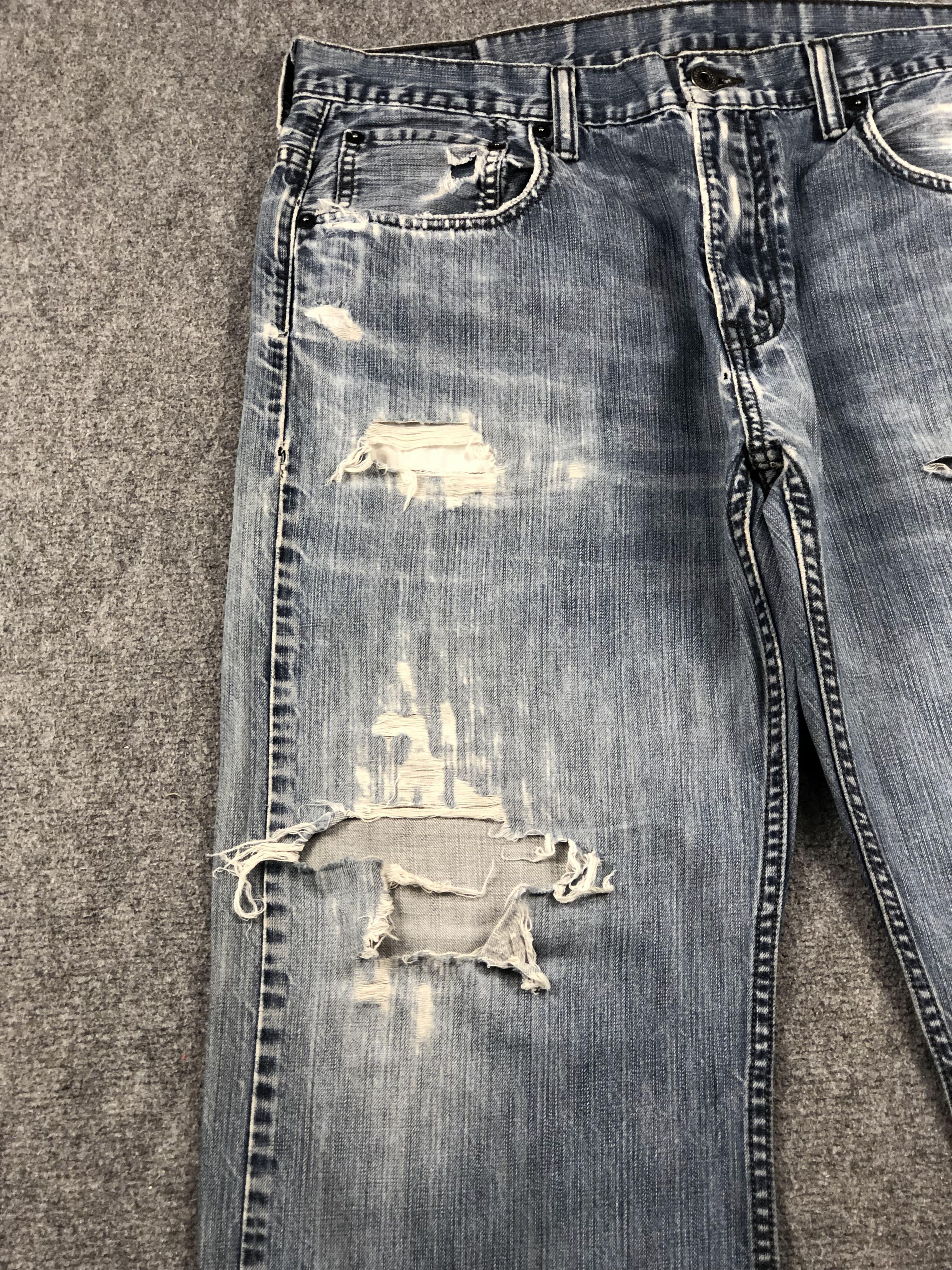Levi's Vintage Distressed Levis 569 Baggy Faded Blue Jeans DP2390 Size US 36 / EU 52 - 13 Thumbnail