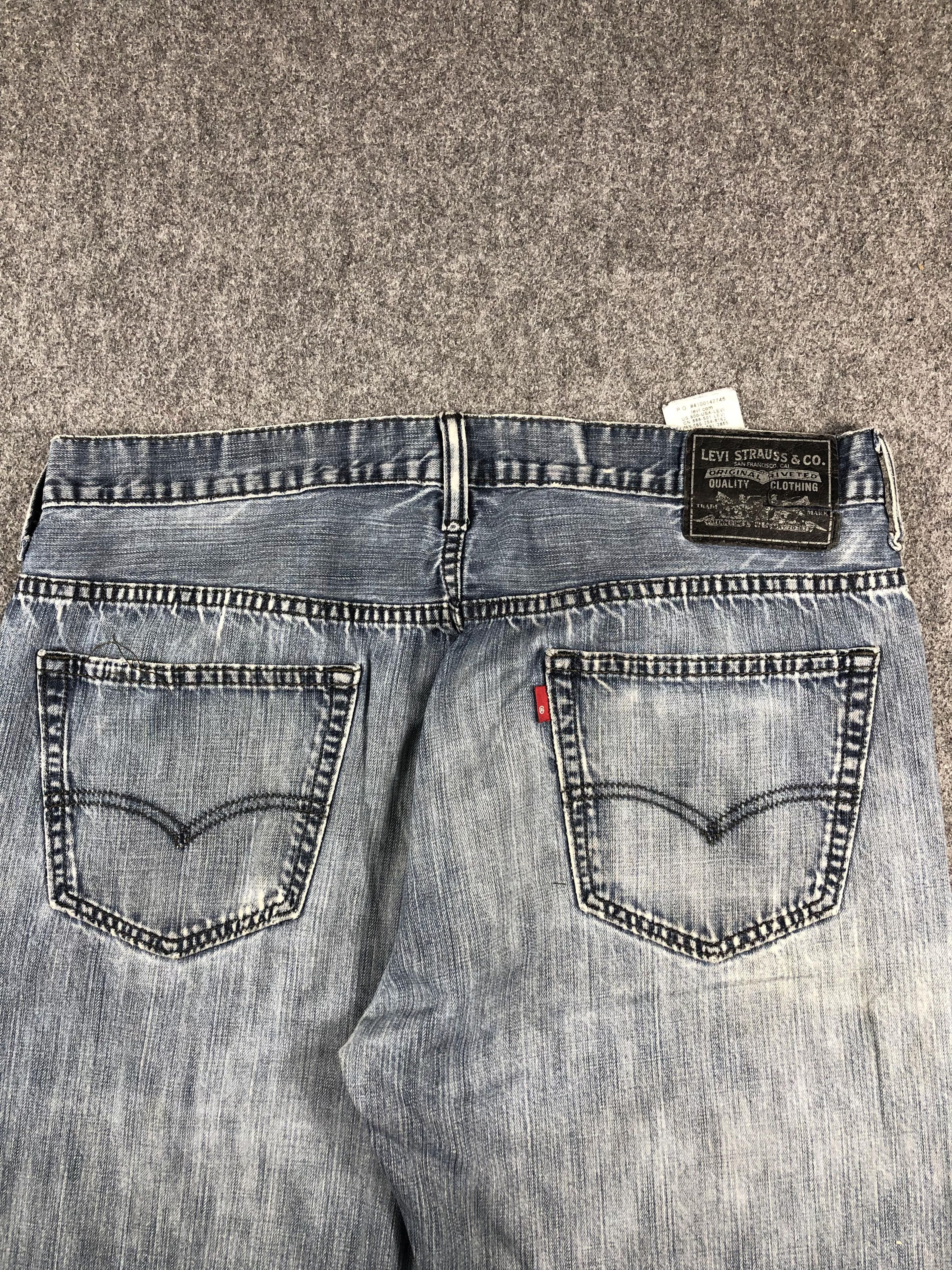Levi's Vintage Distressed Levis 569 Baggy Faded Blue Jeans DP2390 Size US 36 / EU 52 - 4 Thumbnail