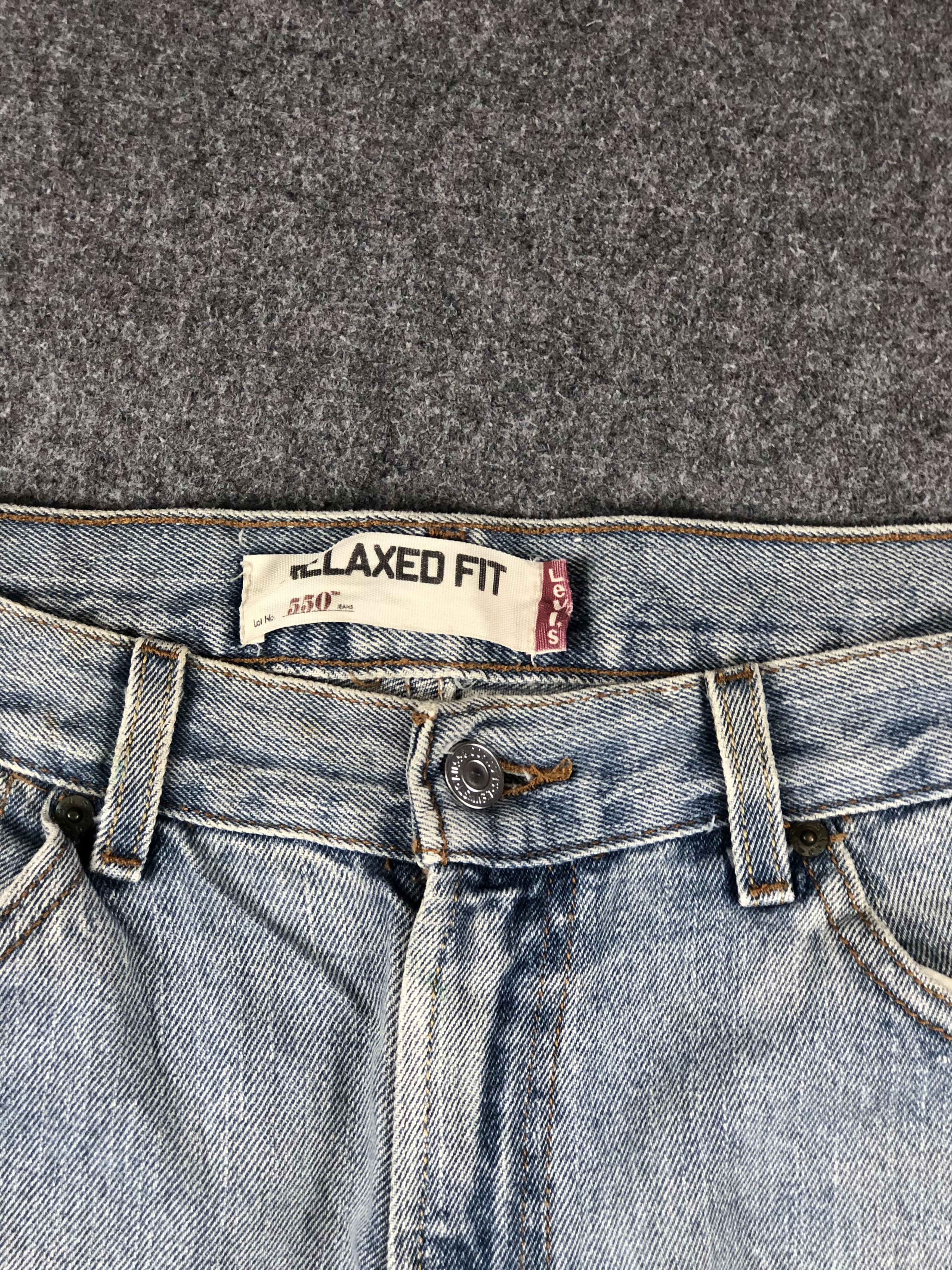 Levi's Vintage Distressed Levis 550 Faded Blue Jeans DP2388 Size US 35 - 4 Thumbnail
