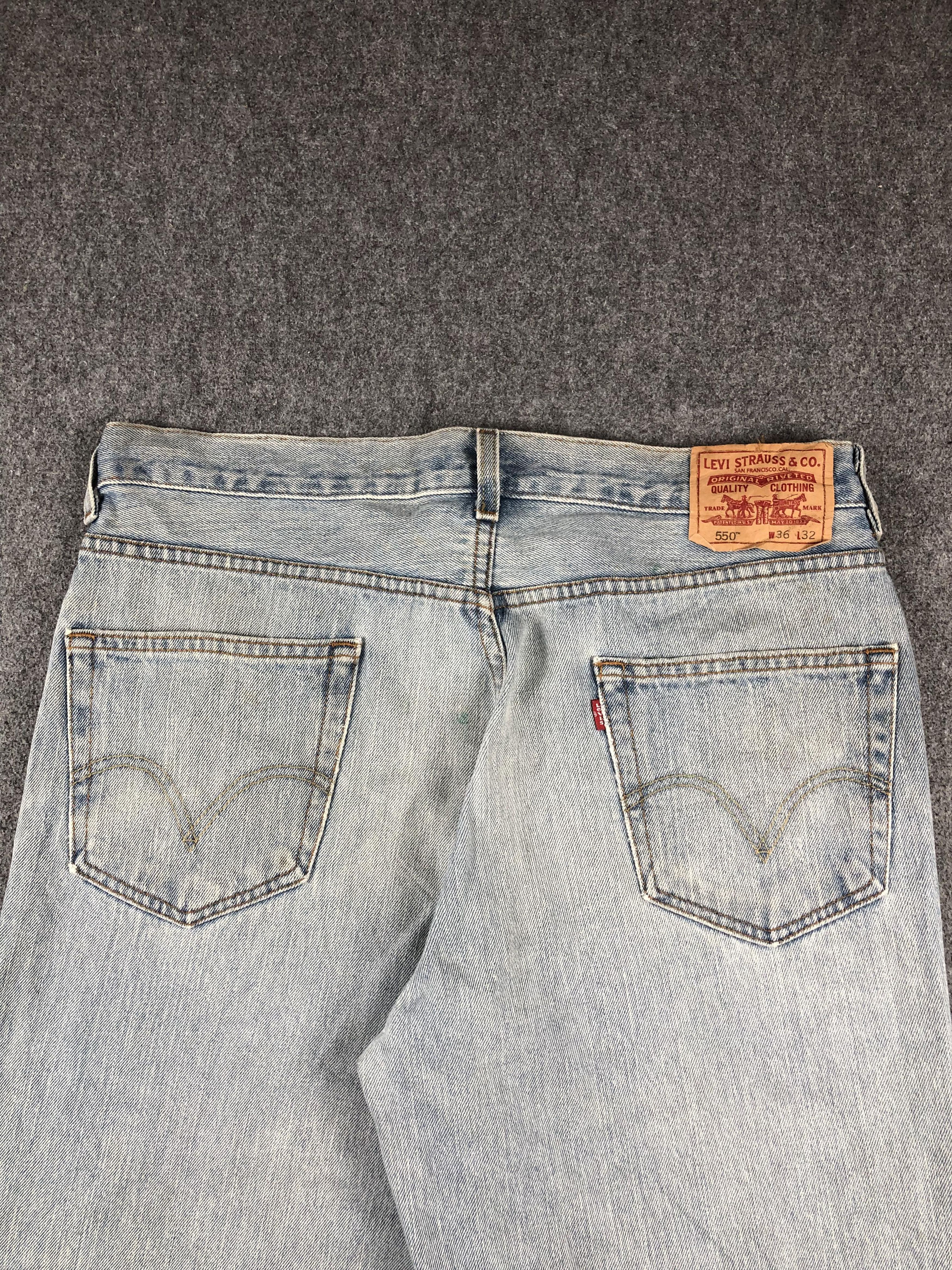 Levi's Vintage Distressed Levis 550 Faded Blue Jeans DP2388 Size US 35 - 9 Thumbnail
