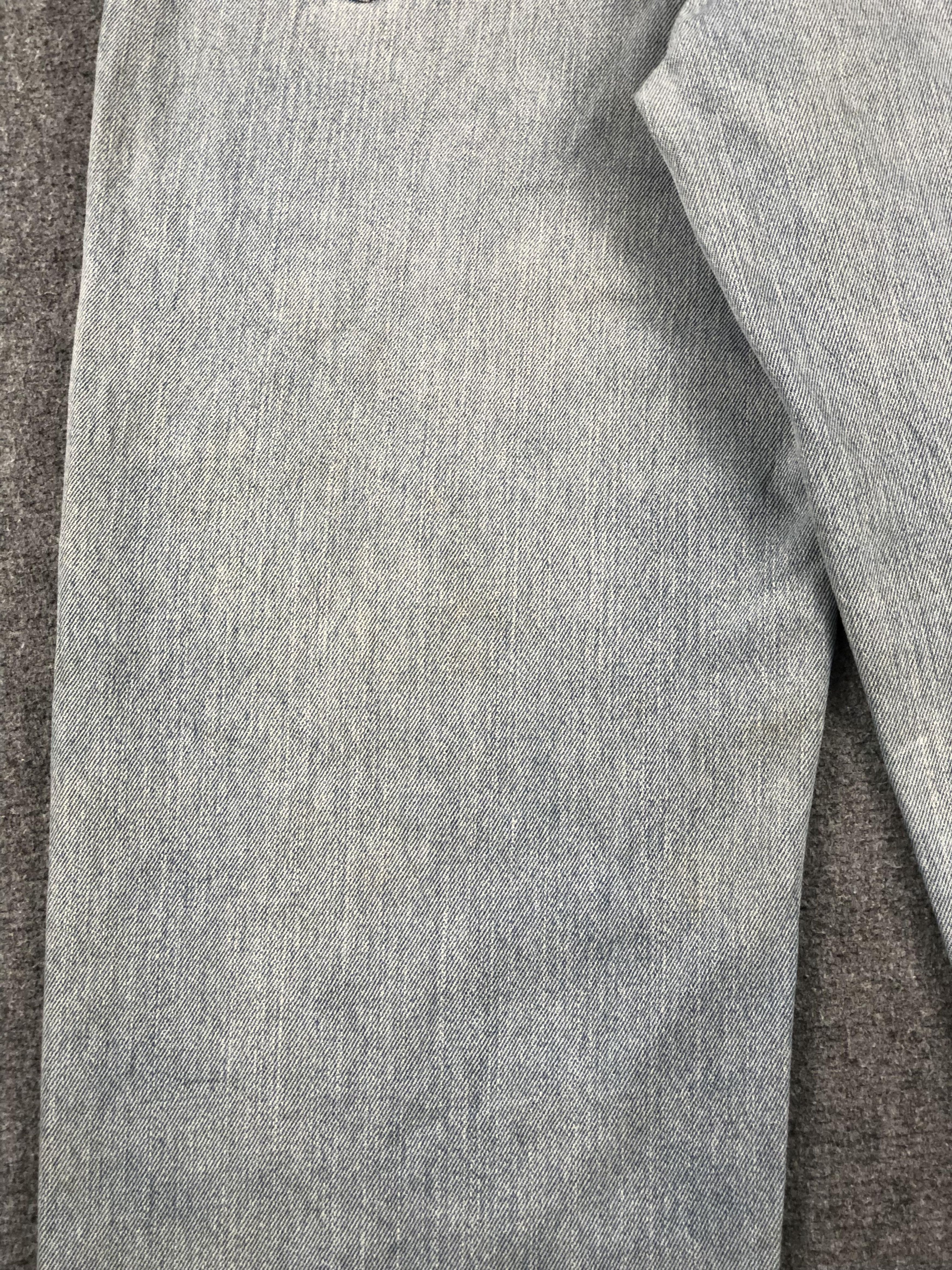 Levi's Vintage Distressed Levis 550 Faded Blue Jeans DP2388 Size US 35 - 19 Thumbnail