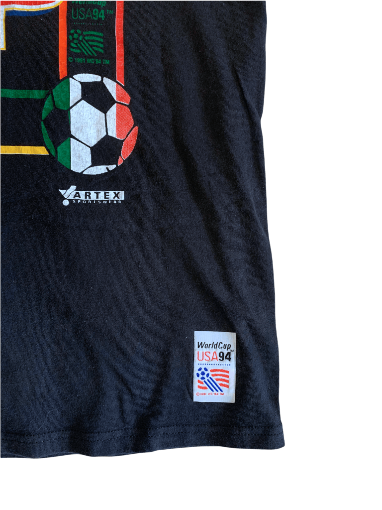 Vintage Vintage 90s World Cup 94 USA Logo Tee Shirt Single Stitch Size US XL / EU 56 / 4 - 4 Thumbnail