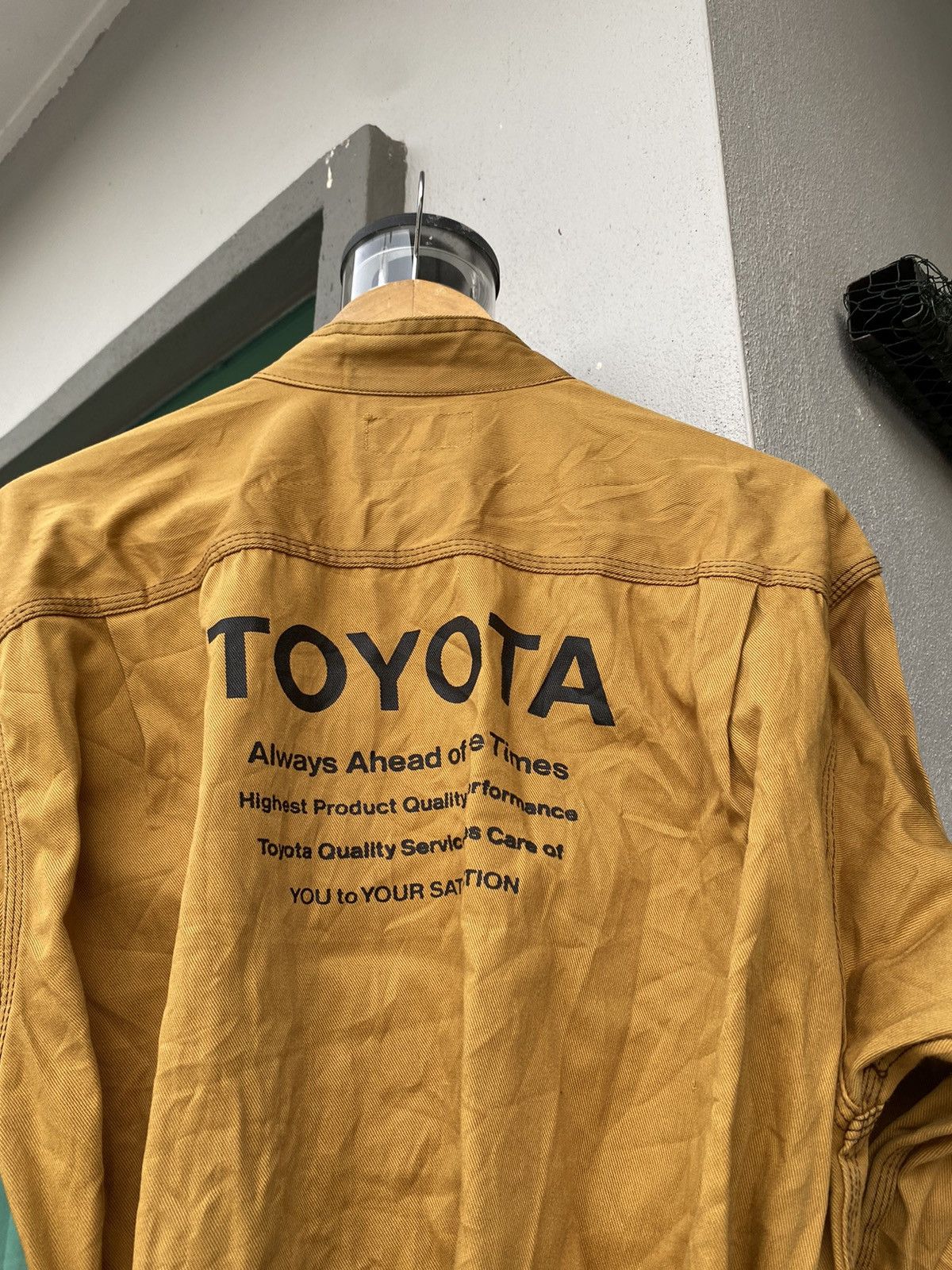 Japanese Brand × Vintage VINTAGE TOYOTA AGVS YELLOW COVERALL Size US L / EU 52-54 / 3 - 1 Thumbnail