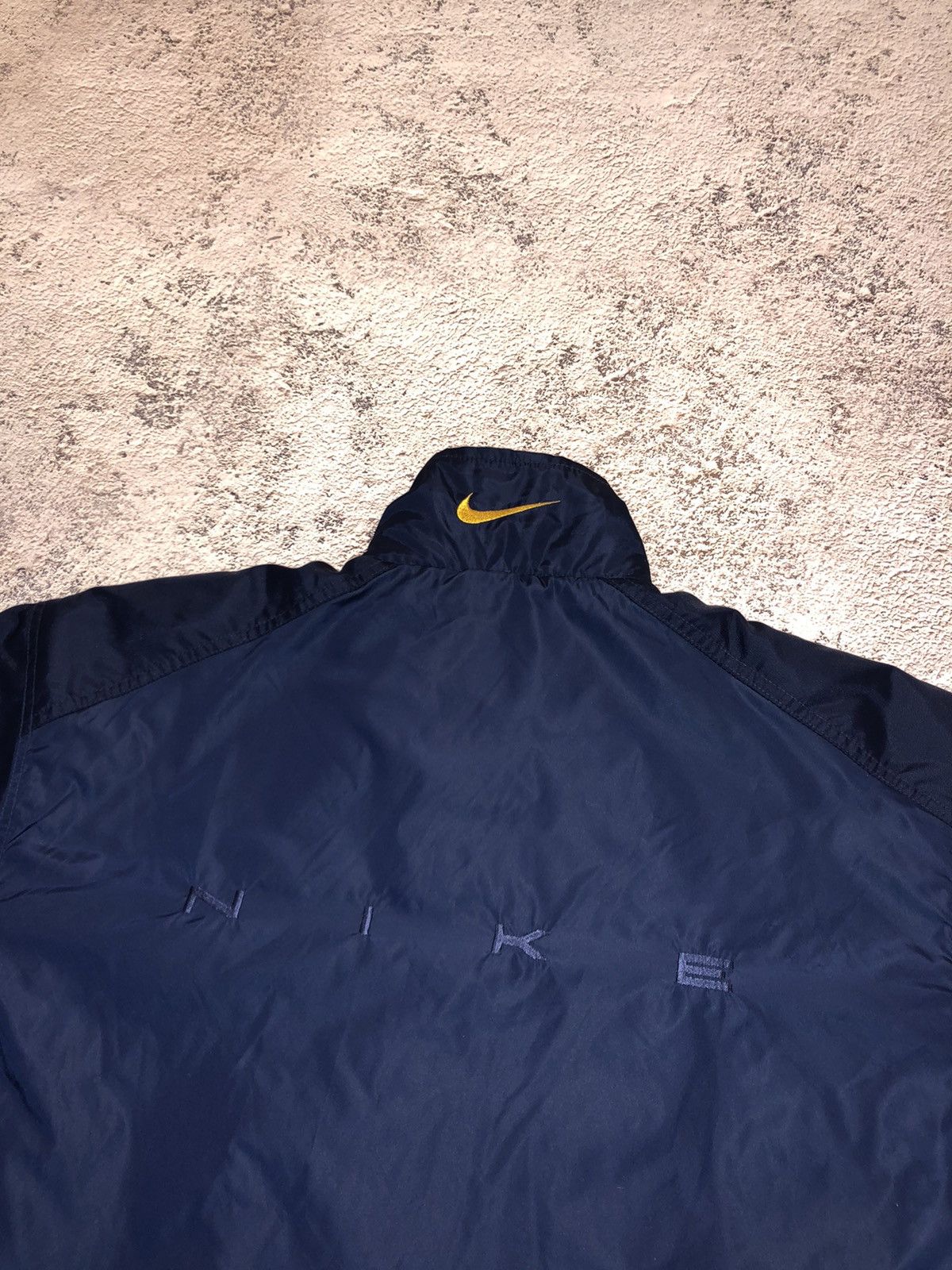 Nike × Vintage Big Logo Vintage Nike Nylon Light Puffer Jacket Size US M / EU 48-50 / 2 - 9 Thumbnail
