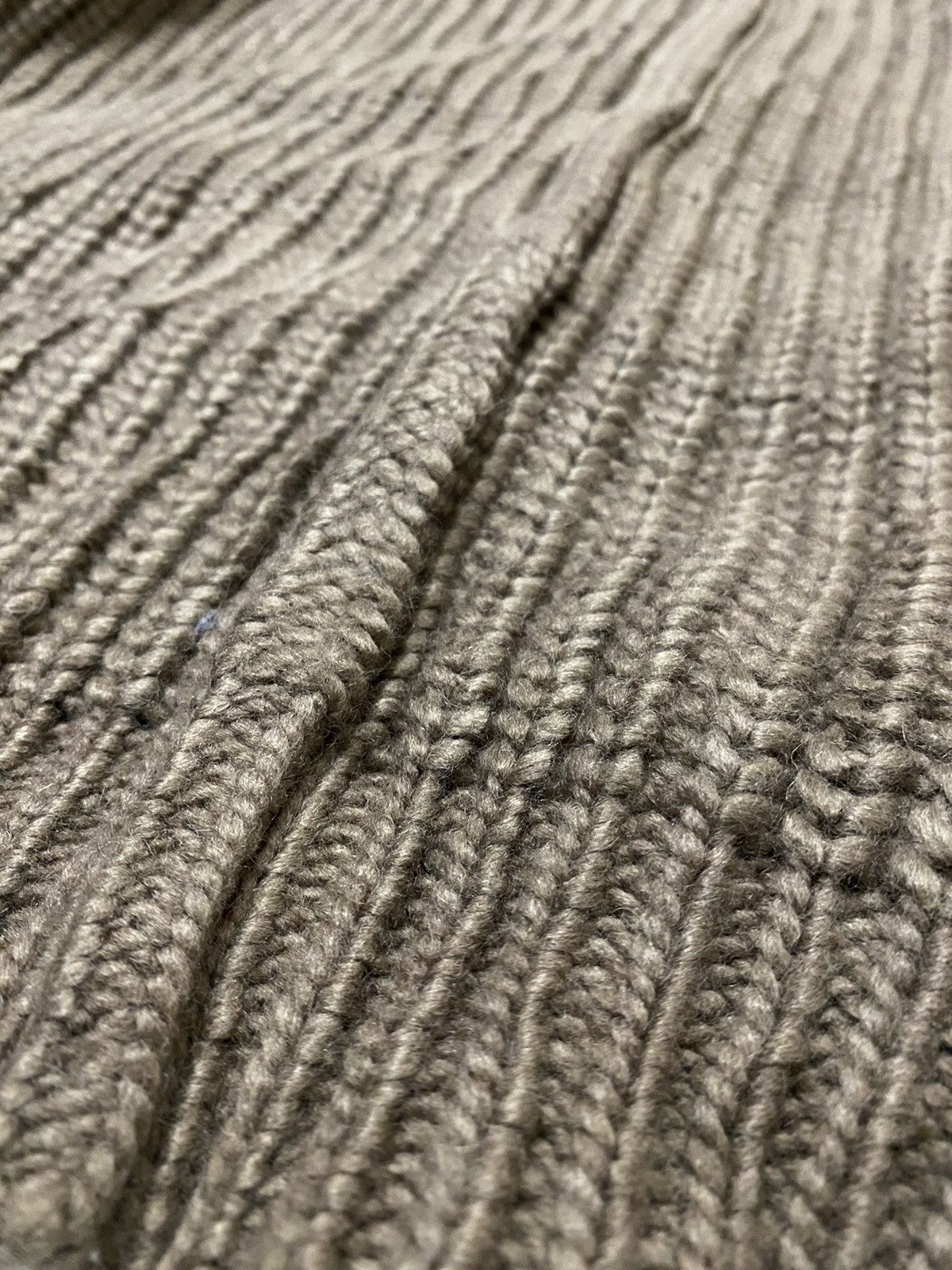GU × Undercover GUxUNDERCOVER FREEDOM HANDKNIT CARDIGAN Size US M / EU 48-50 / 2 - 10 Thumbnail