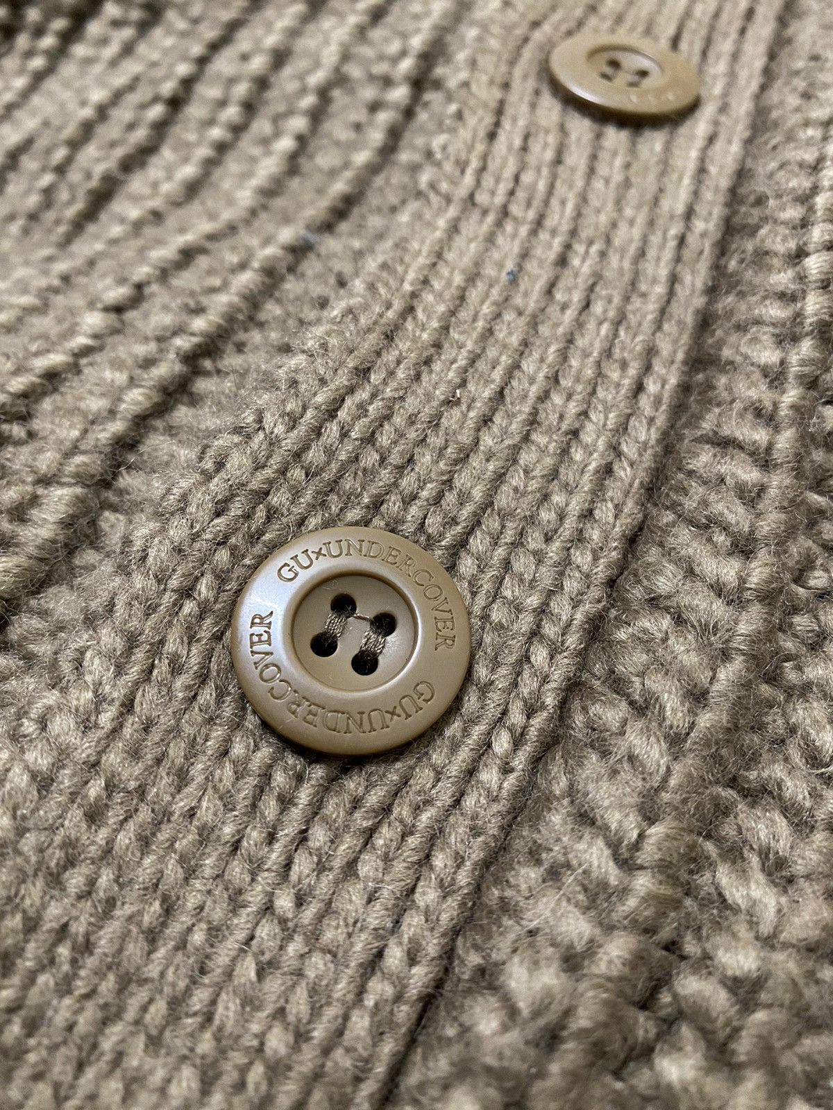 GU × Undercover GUxUNDERCOVER FREEDOM HANDKNIT CARDIGAN Size US M / EU 48-50 / 2 - 6 Thumbnail