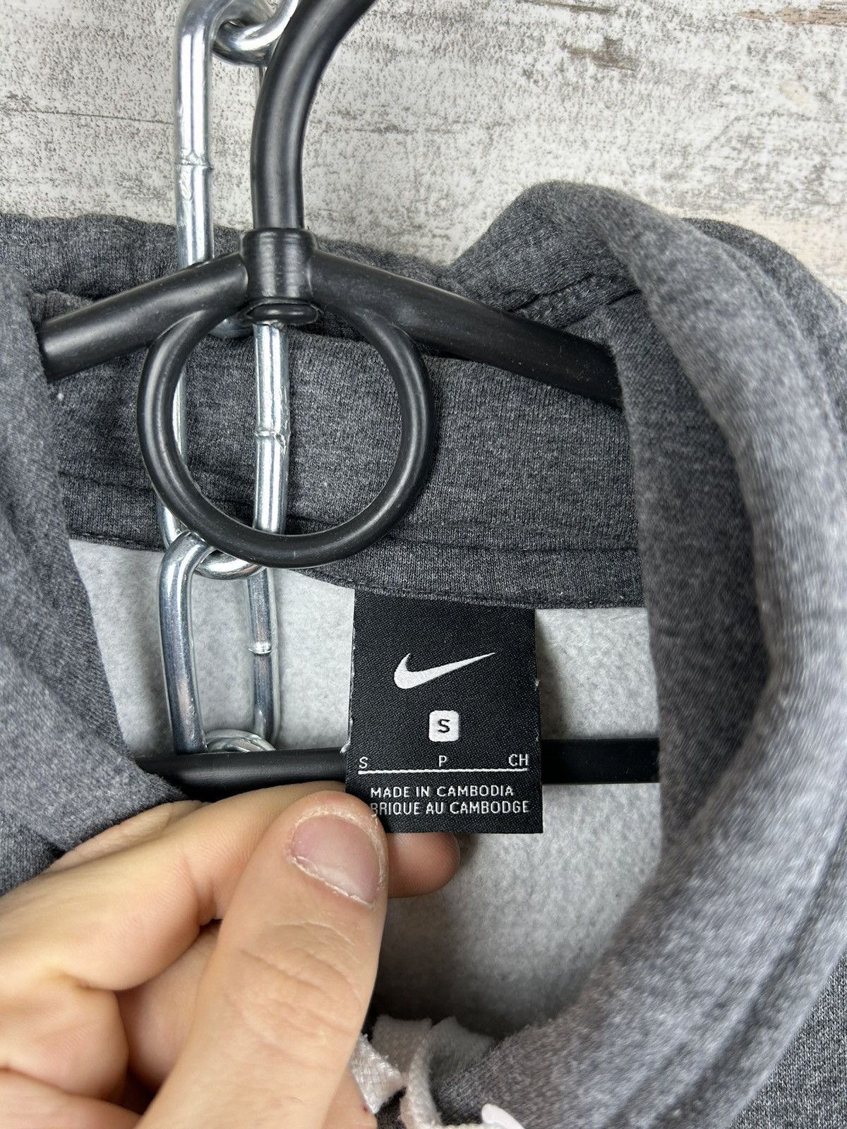 Nike × Vintage Mens Vintage Nike Swoosh hoodie streetwear drip y2k rare Size US S / EU 44-46 / 1 - 7 Thumbnail
