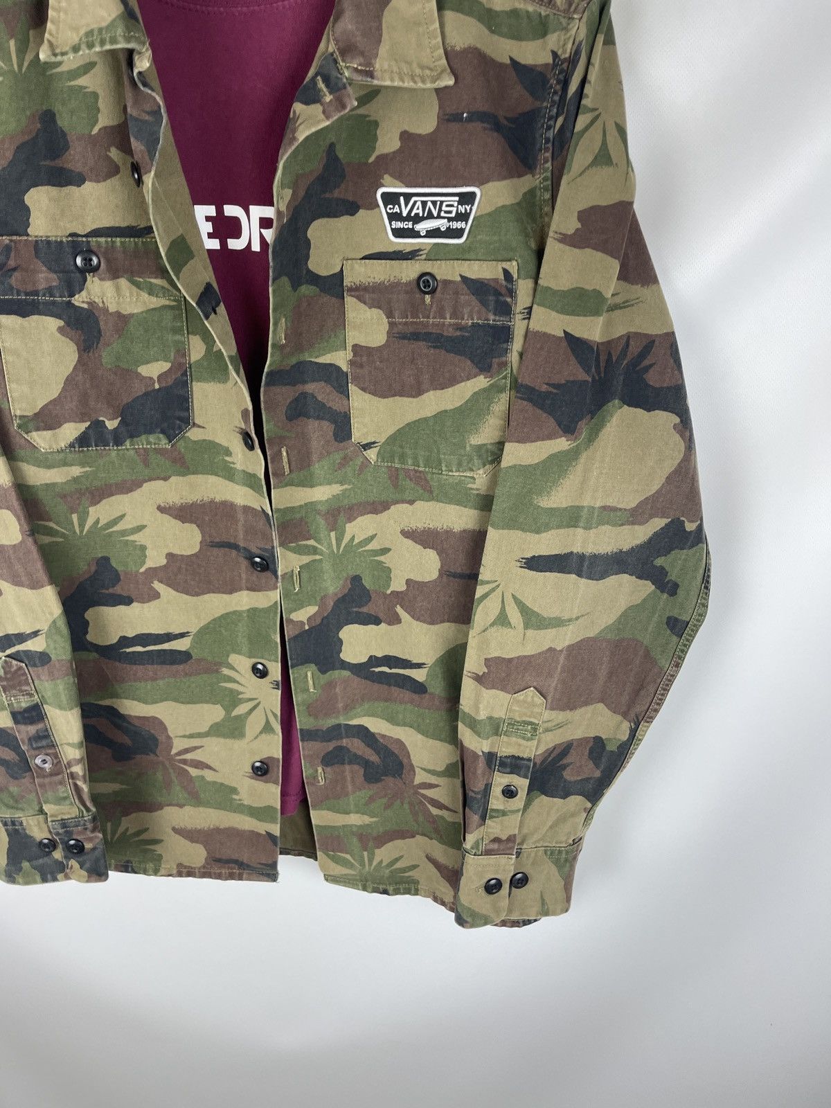 Vans Vans camouflage camo long sleeve shirt overshirt jacket Size US S / EU 44-46 / 1 - 5 Thumbnail